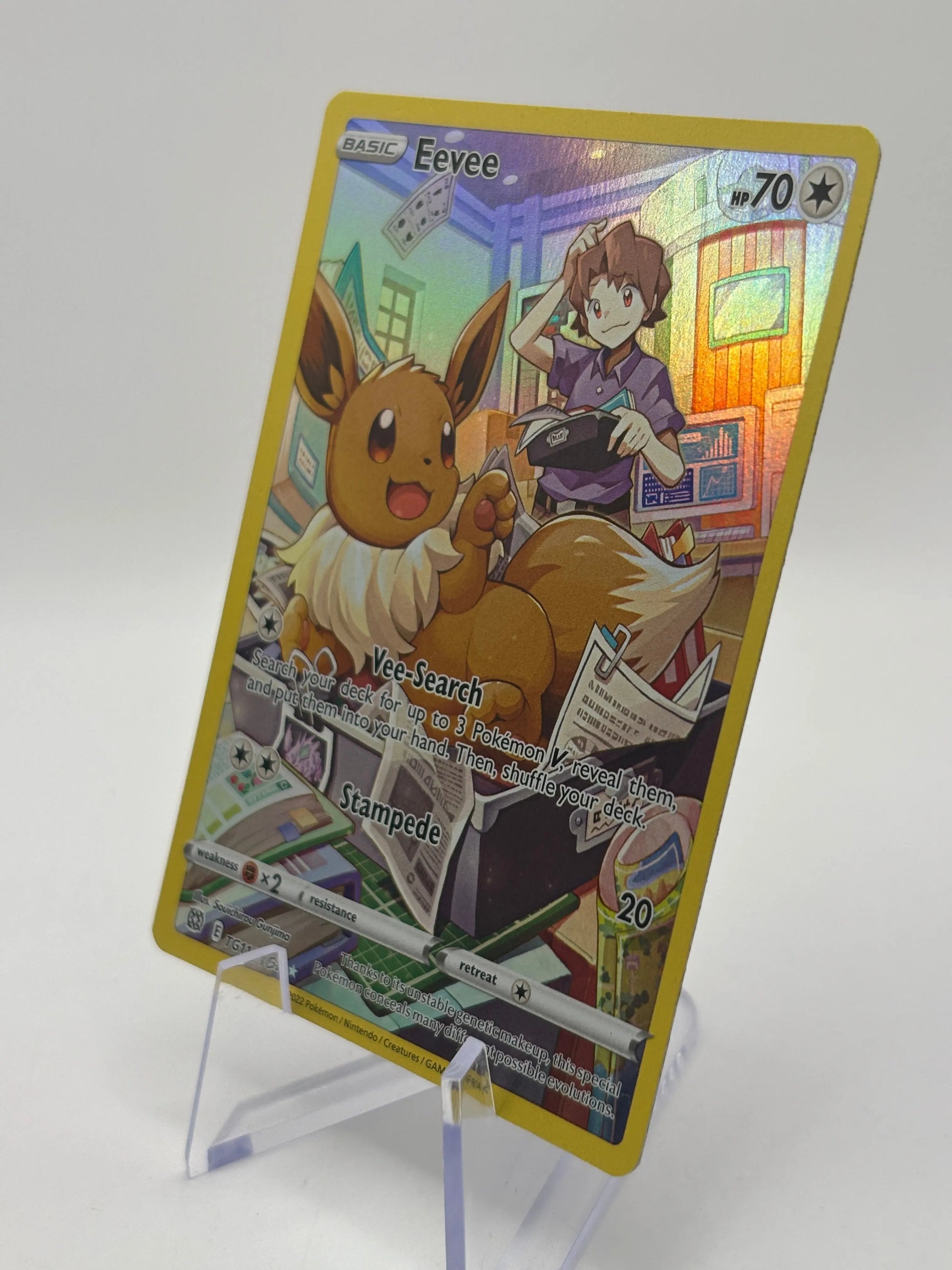 Pokemon TCG Brilliant Stars - Eevee TG11/TG30 Full Art LP FRENLY BRICKS - Open 7 Days