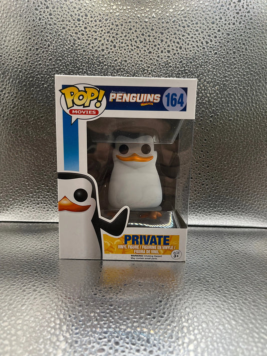 Funko POP Movies - Penguins - Private #164 FRENLY BRICKS - Open 7 Days