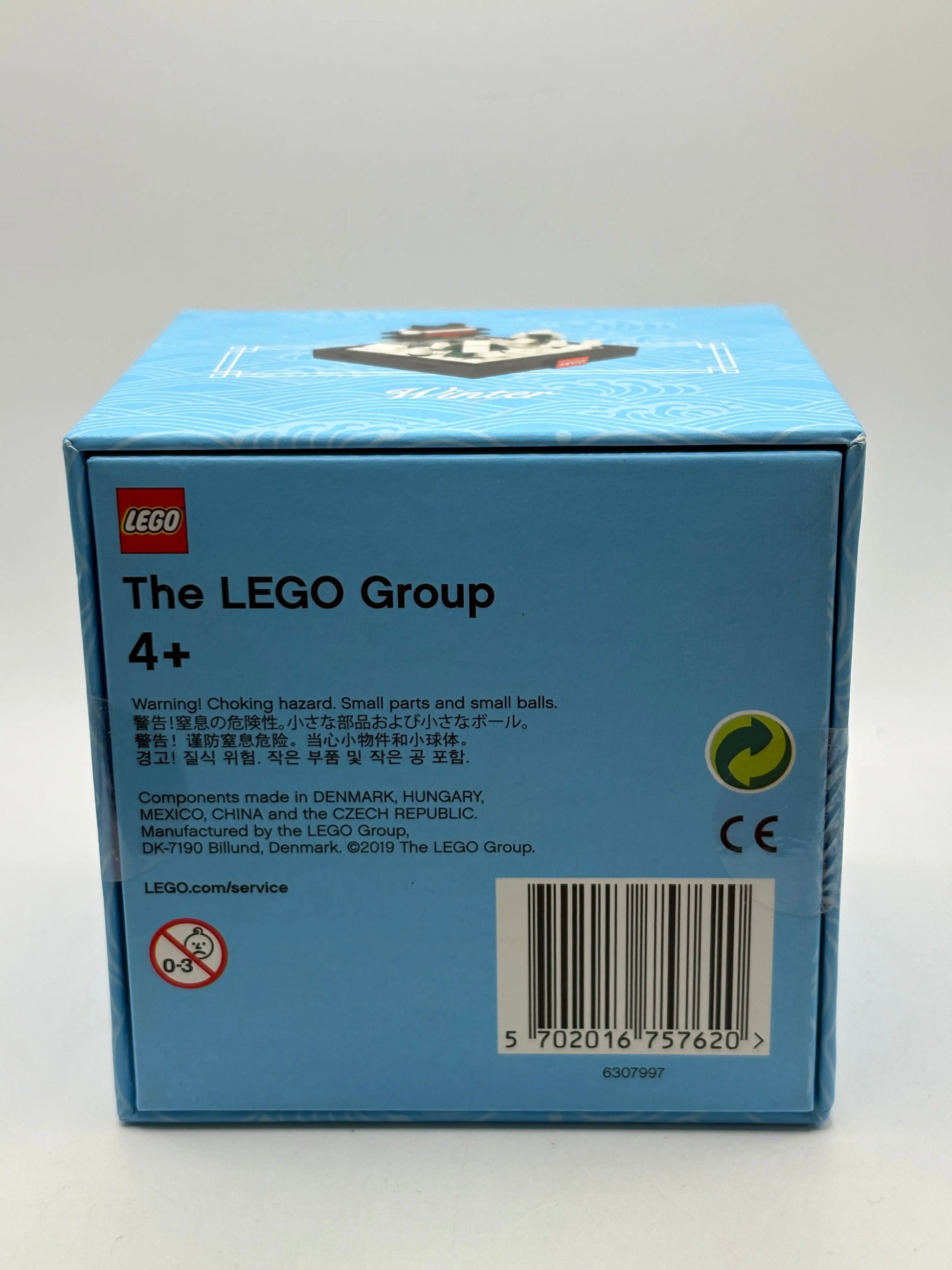 LEGO Winter 6307997 Bricktober Seasonal New and Sealed FRENLY BRICKS - Open 7 Days