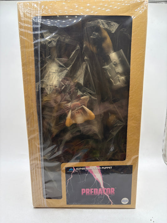 Predator Medicom Toy Super Real Hand Puppet FRENLY BRICKS - Open 7 Days