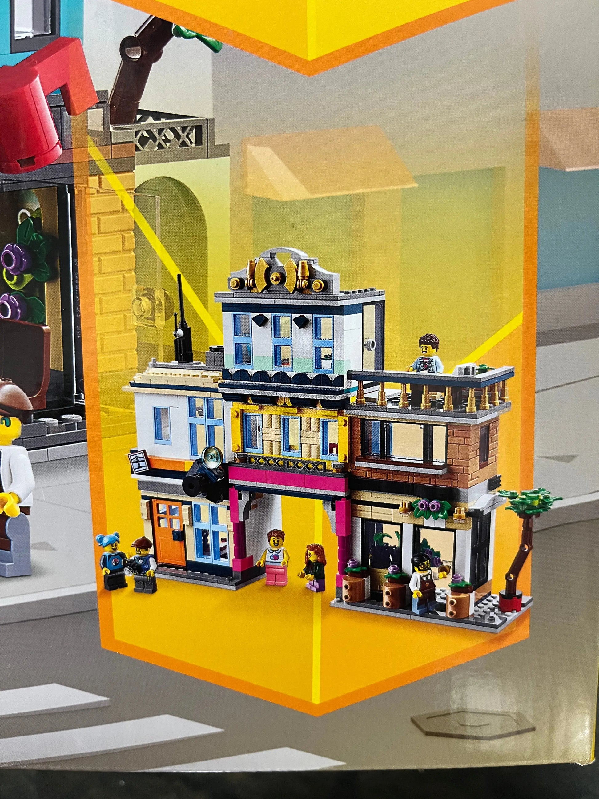 LEGO Creator 3in1 - Main Street 31141 FRENLY BRICKS - Open 7 Days