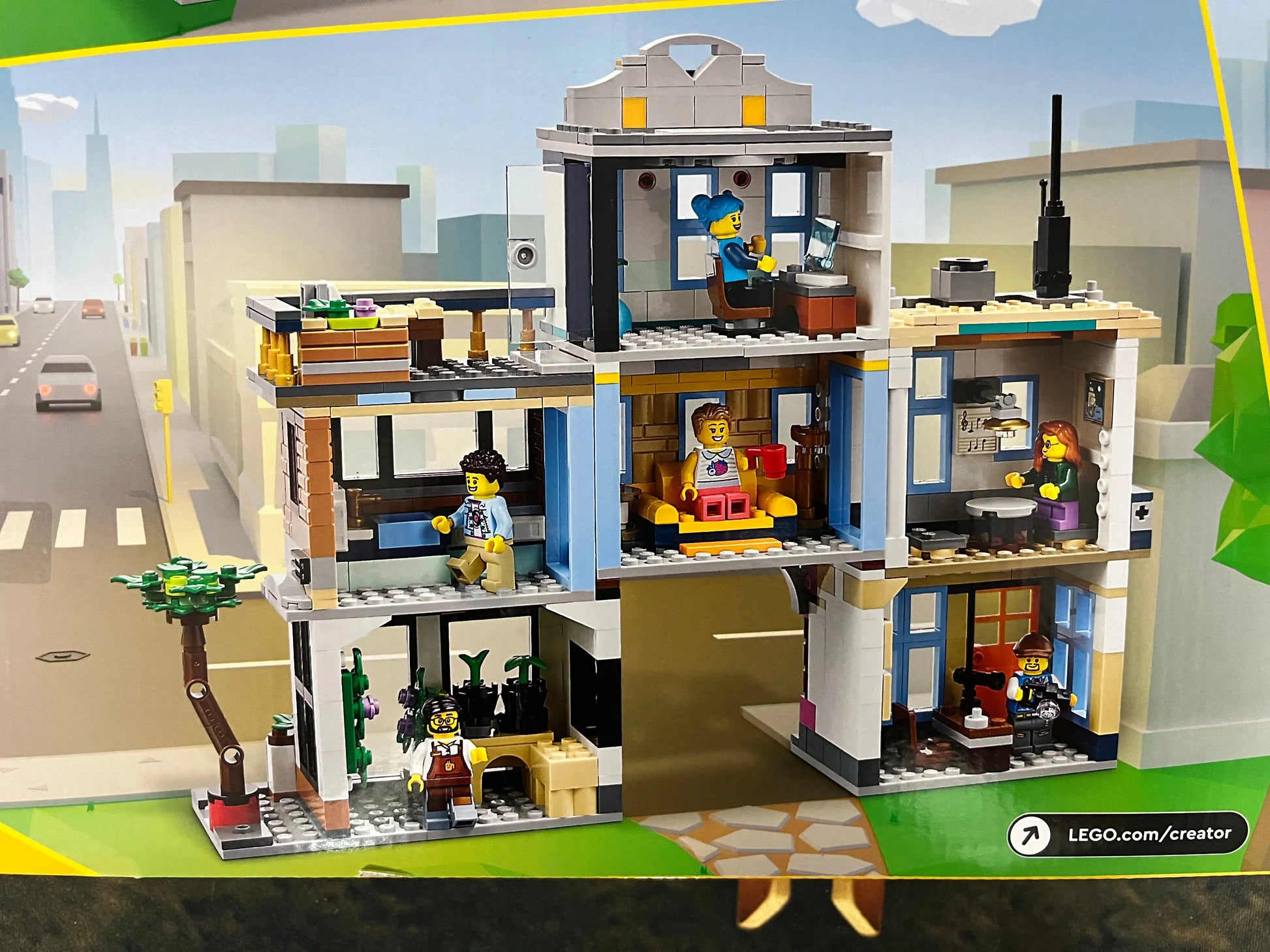 LEGO Creator 3in1 - Main Street 31141 FRENLY BRICKS - Open 7 Days