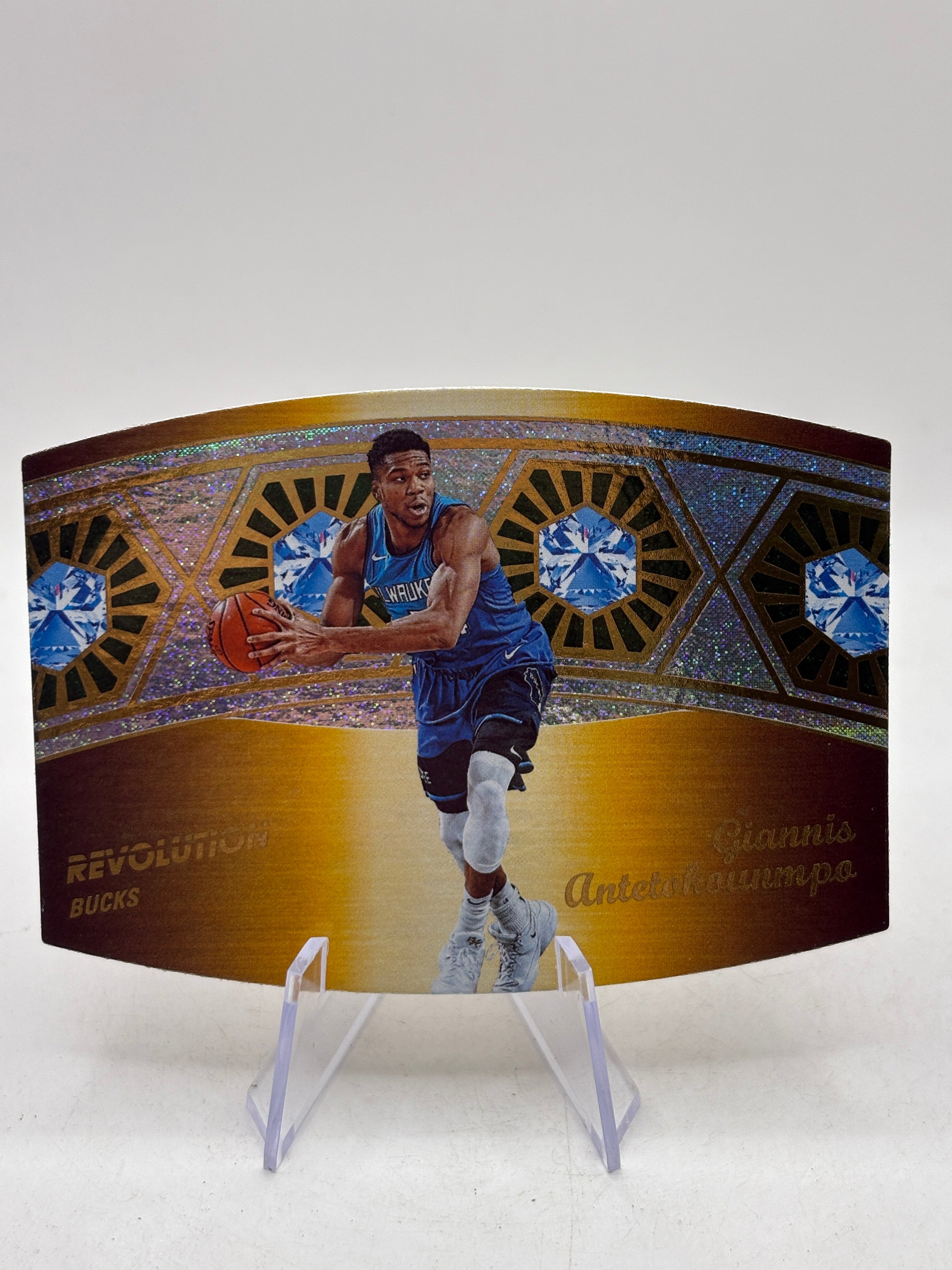 2024-25 Panini Revolution Basketball #5 Giannis Antetokounmpo /125