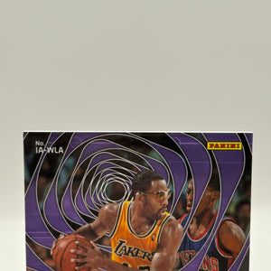 2022-23 Panini Spectra Basketball - James Worthy Auto 61/99