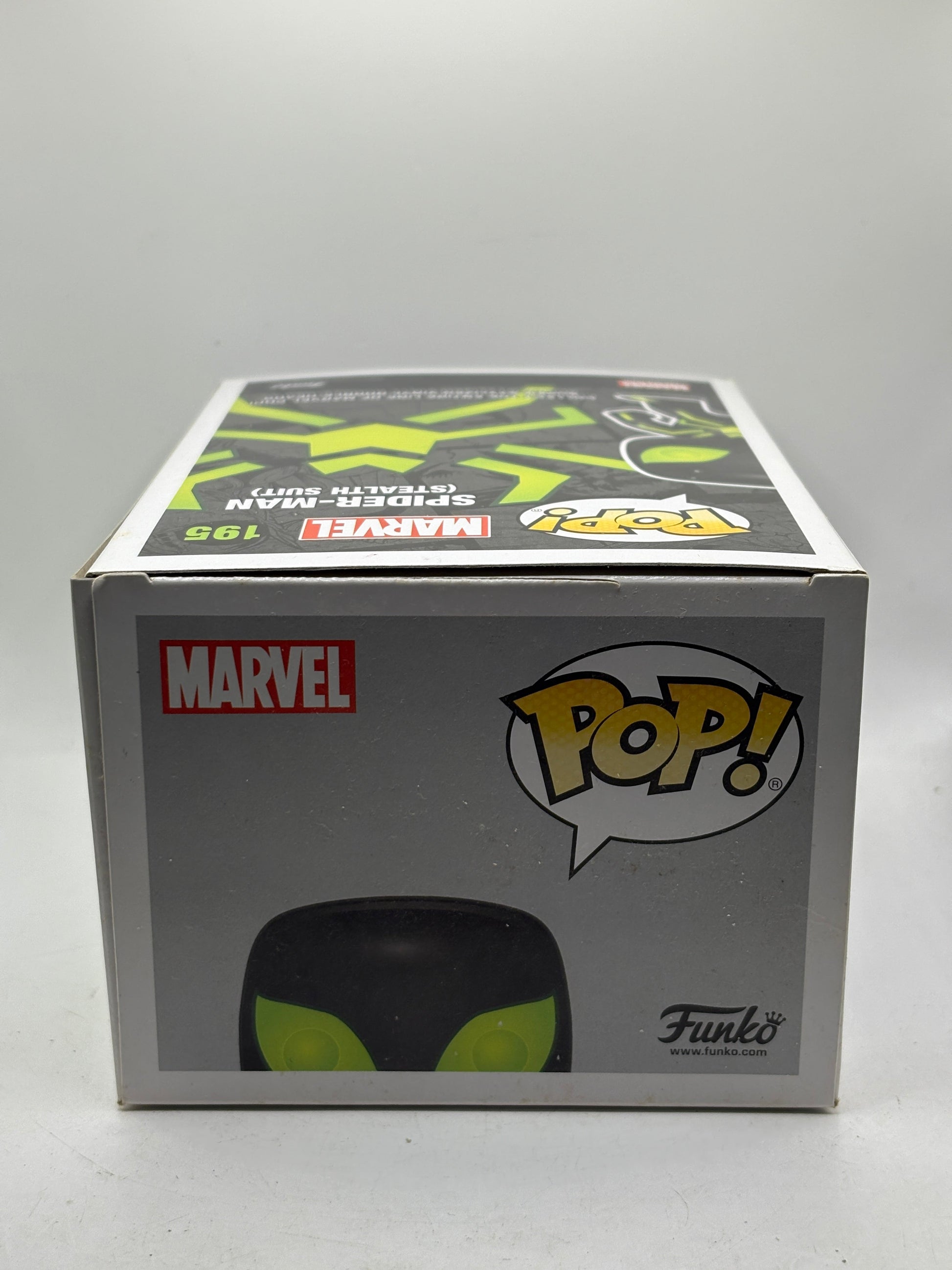 Funko POP! Marvel #195 Spider-Man (Stealth Suit) Hot Topic Exclusive Glow image 5