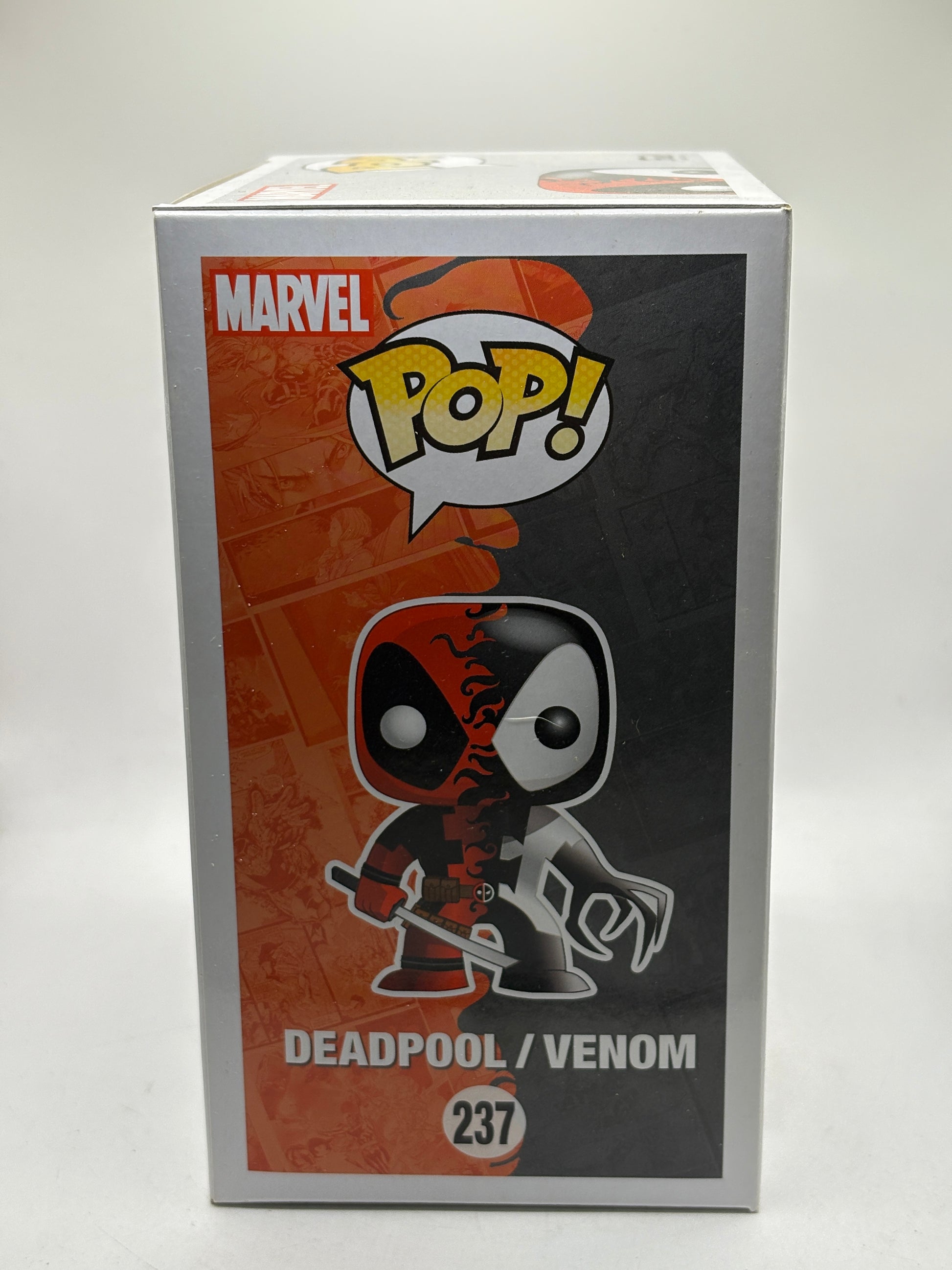 Funko POP! Marvel #237 Deadpool / Venom Vinyl Bobble-Head