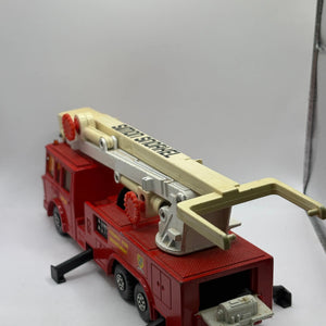 K39 Simon Snorkel Fire Engine - Ladder 1964 Vintage Bucket Truck FRENLY BRICKS - Open 7 Days
