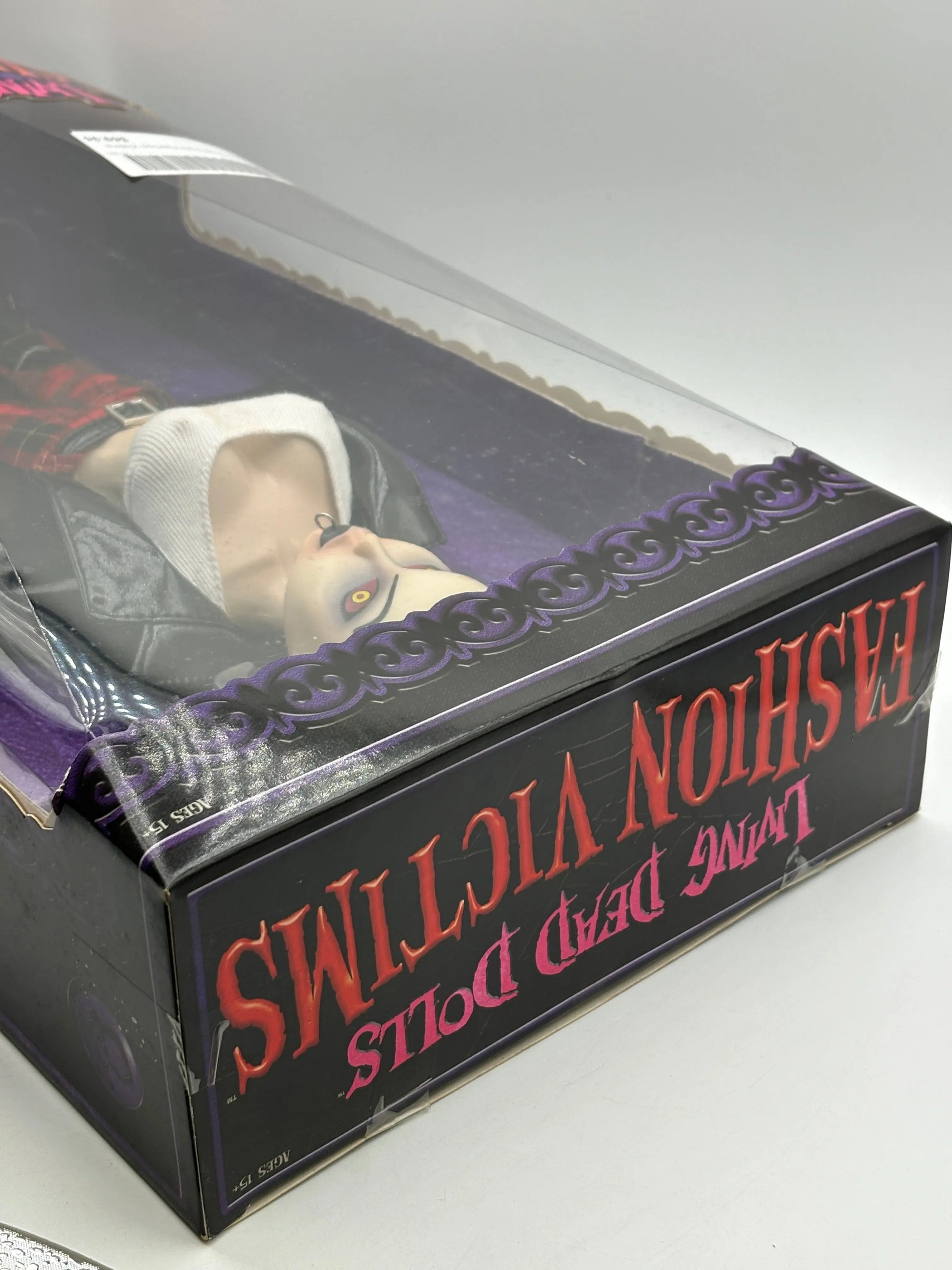 Living Dead Dolls Fashion Victims Action Figure Sheena Mezco SEALED FRENLY BRICKS - Open 7 Days