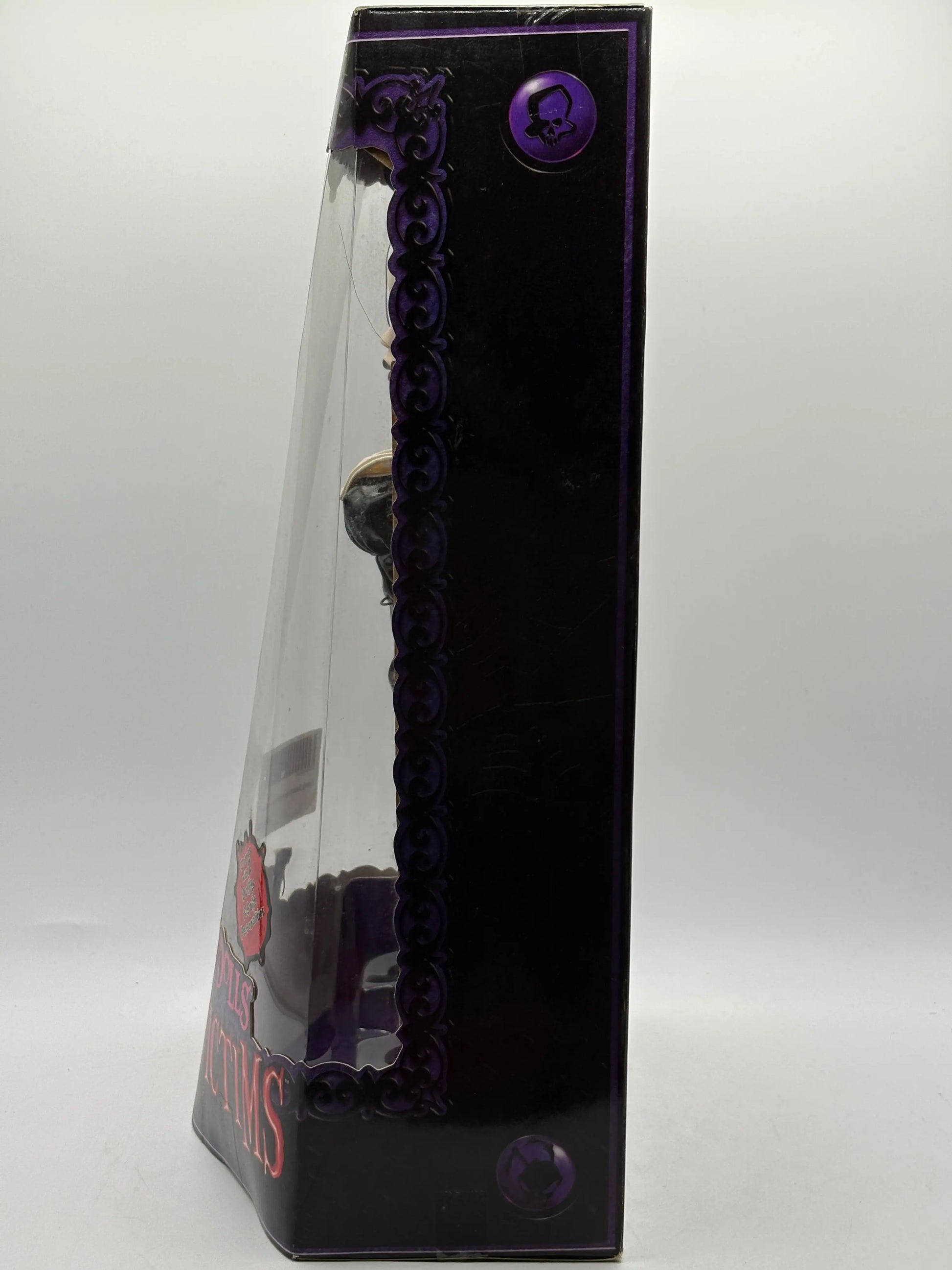 2004 Living Dead Dolls Fashion Victims Sadie Brand New and Sealed FRENLY BRICKS - Open 7 Days