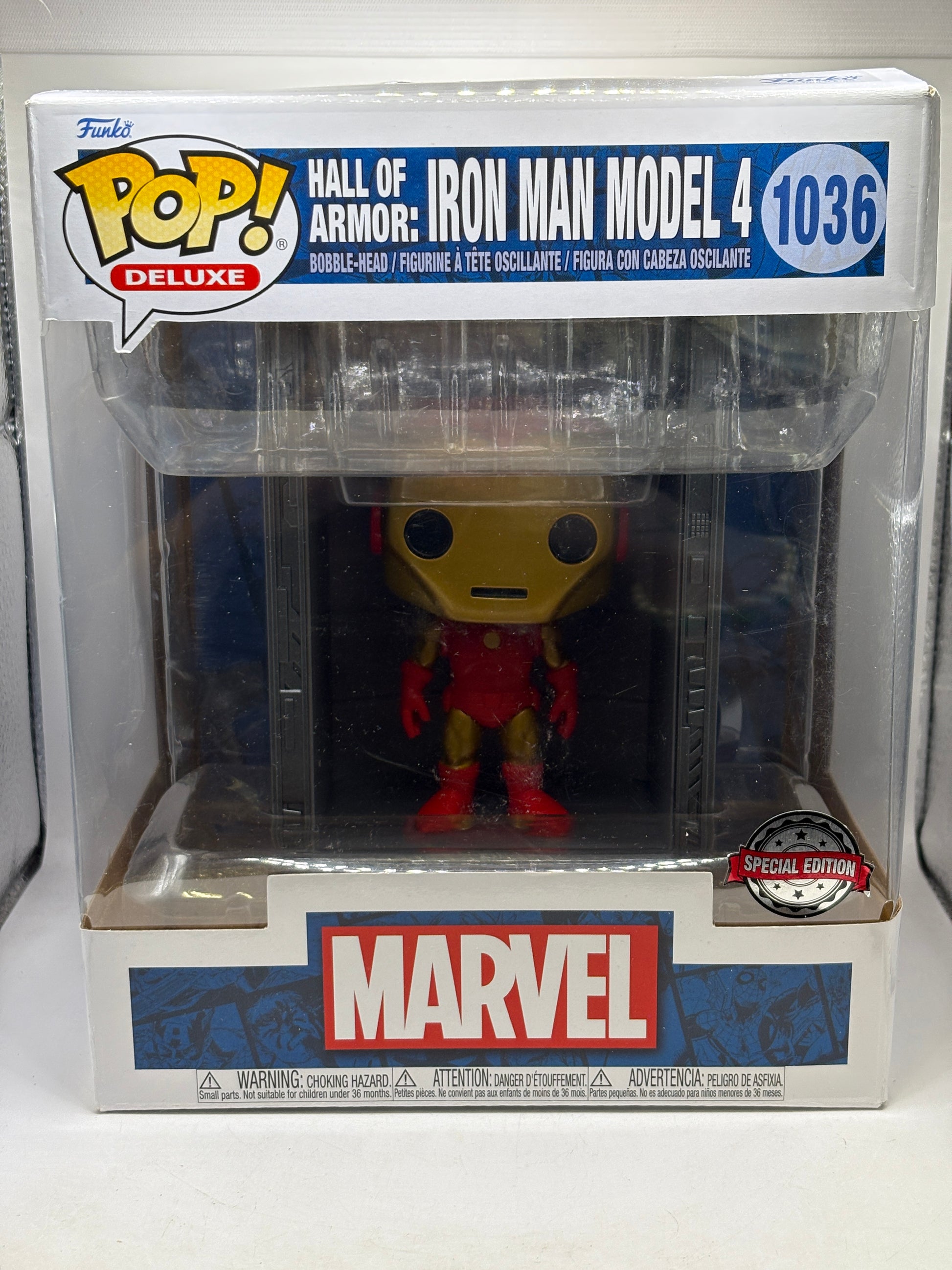 Funko POP! Deluxe Marvel Hall of Armor : Iron Man Model 4 #1036 SE image 1