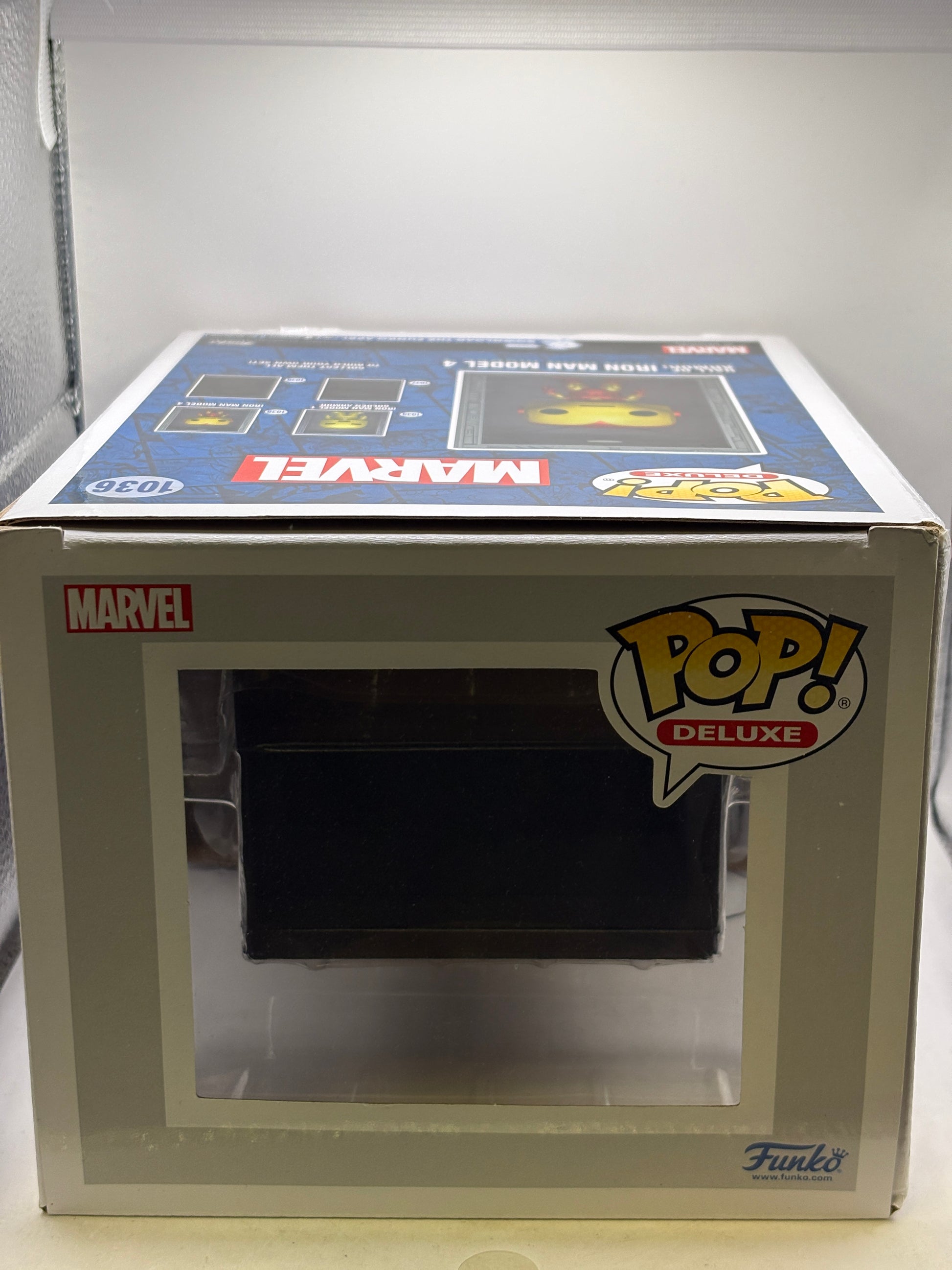 Funko POP! Deluxe Marvel Hall of Armor : Iron Man Model 4 #1036 SE image 5