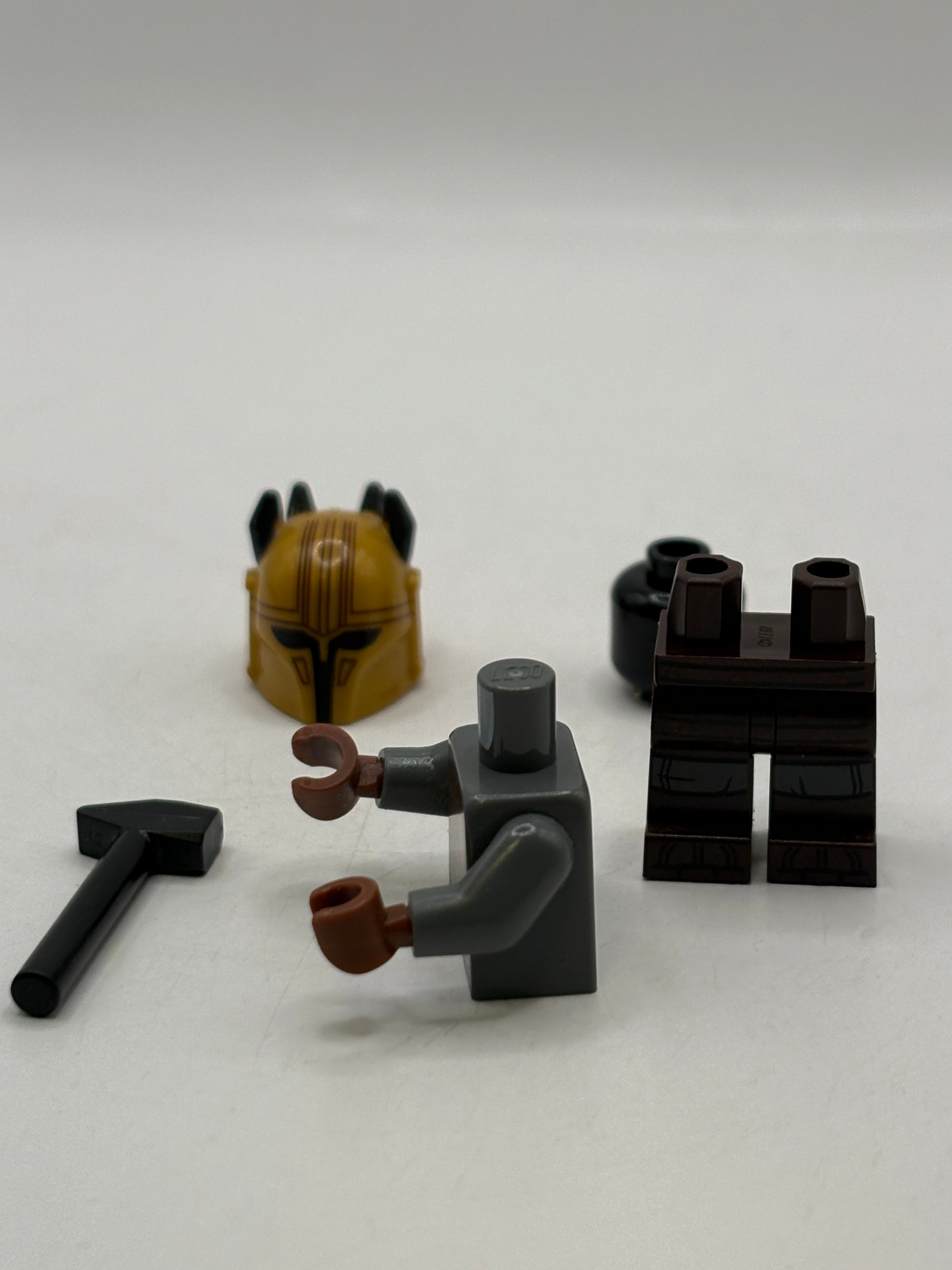 LEGO Star Wars The Armorer Minifigure SW1171 From Set 75319 image 5