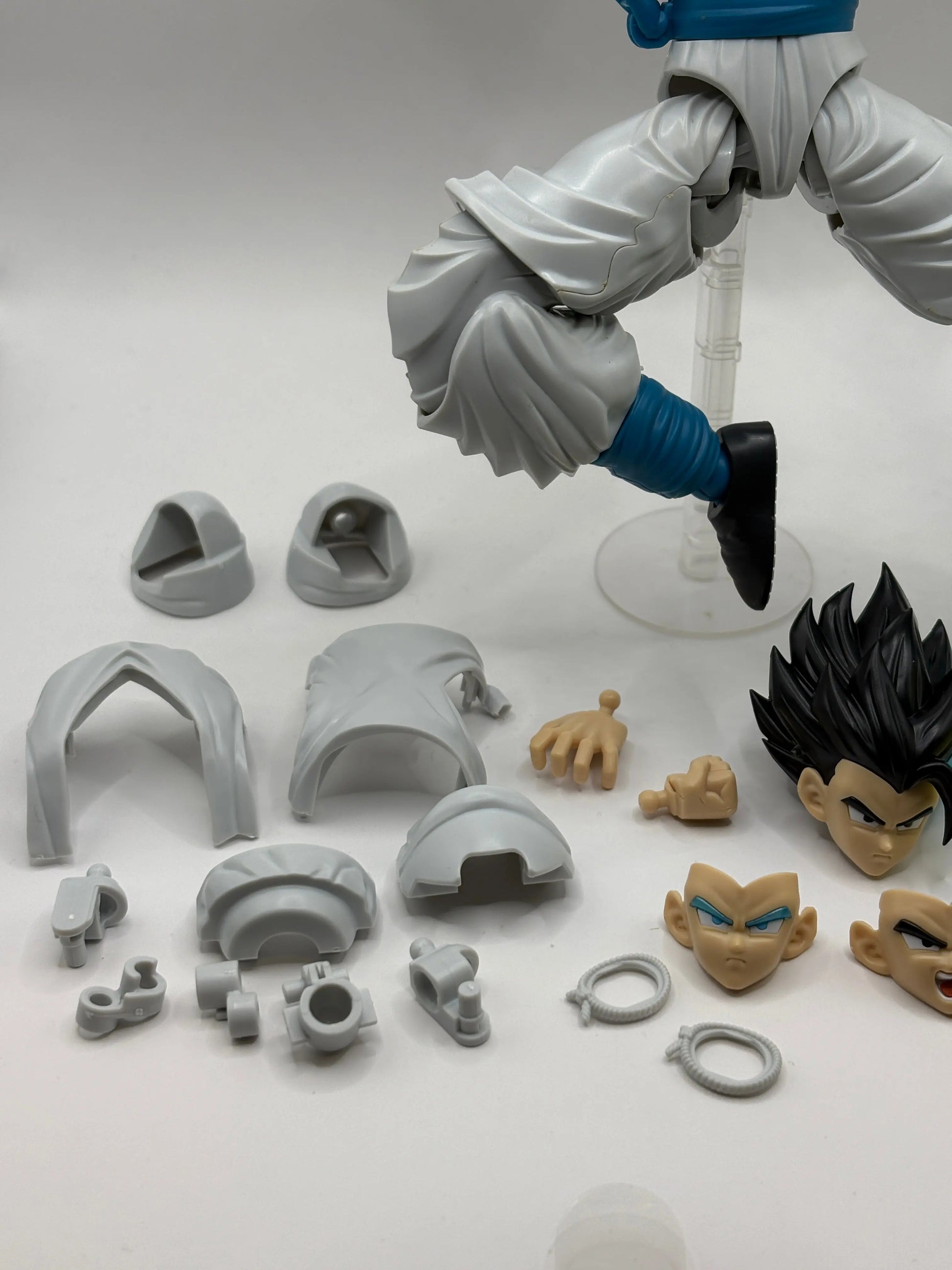 Bandai Figure-Rise Standard Dragon Ball Super SSGSS Gogeta  Model Kit Loose FRENLY BRICKS - Open 7 Days