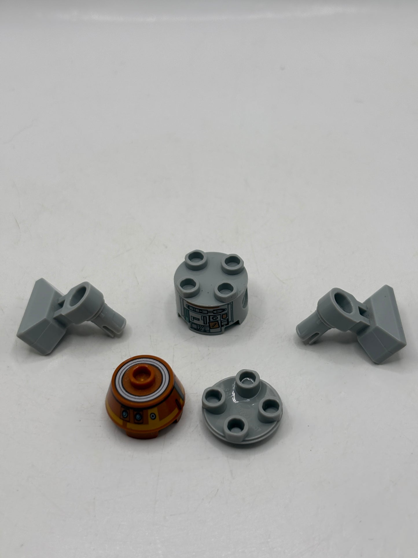 Lego Sw0565 Star Wars Chopper C1-10P Minifigure From Set 75170