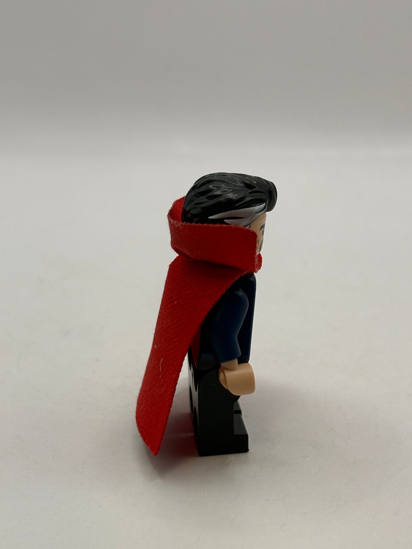 Doctor Strange (Starched Collar) - LEGO Marvel Minifigures - sh0509 - 76108