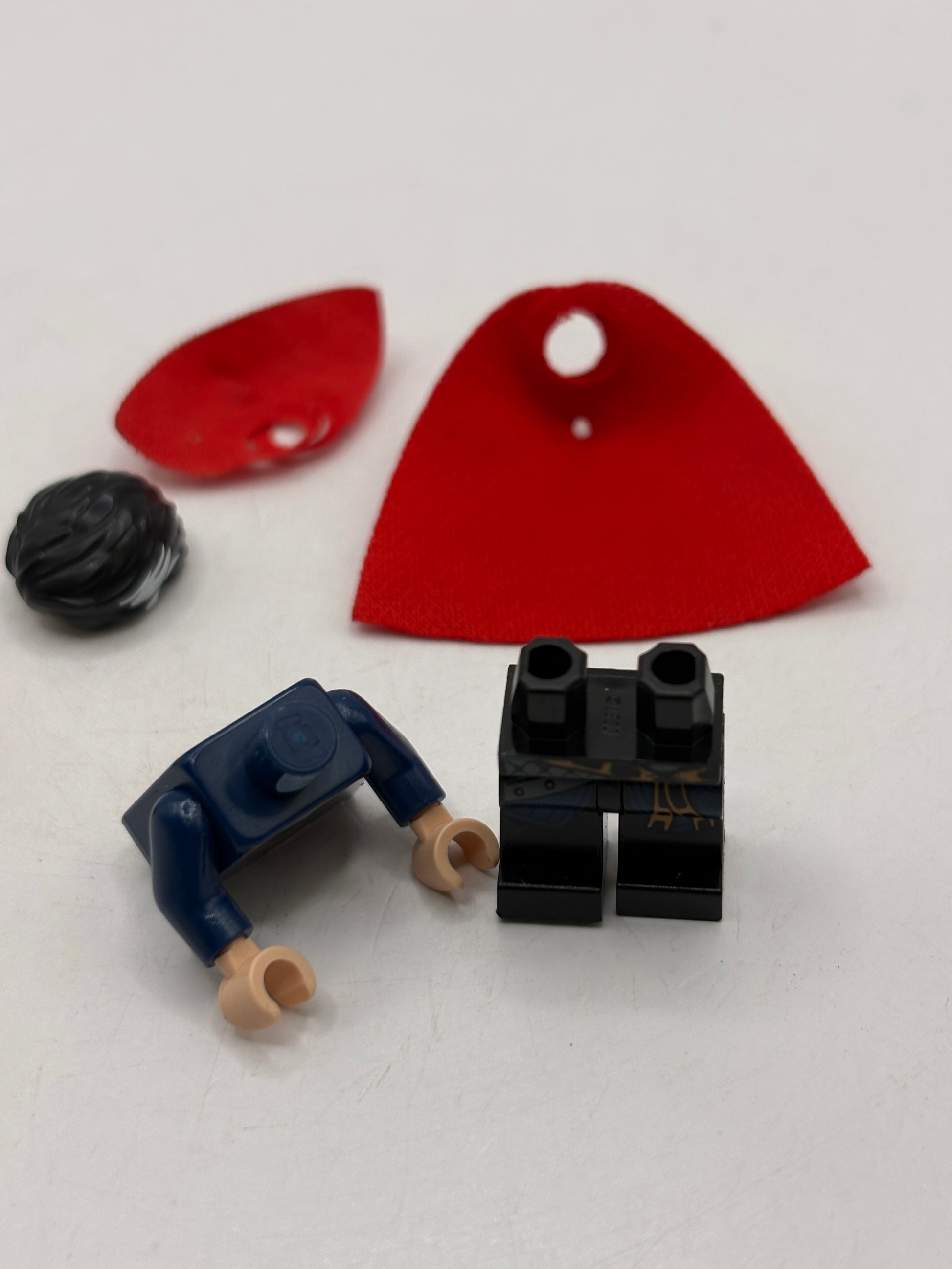 Doctor Strange (Starched Collar) - LEGO Marvel Minifigures - sh0509 - 76108 image 7