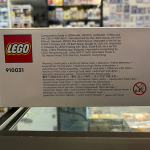 LEGO Bricklink General Store designed by Łukasz Łyciuk FRENLY BRICKS - Open 7 Days
