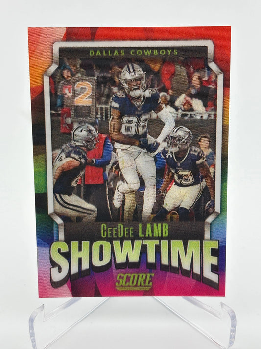 2023 Panini Score - CeeDee Lamb “SHOWTIME” 3D Lenticular CASE HIT #ST-19 FRENLY BRICKS - Open 7 Days