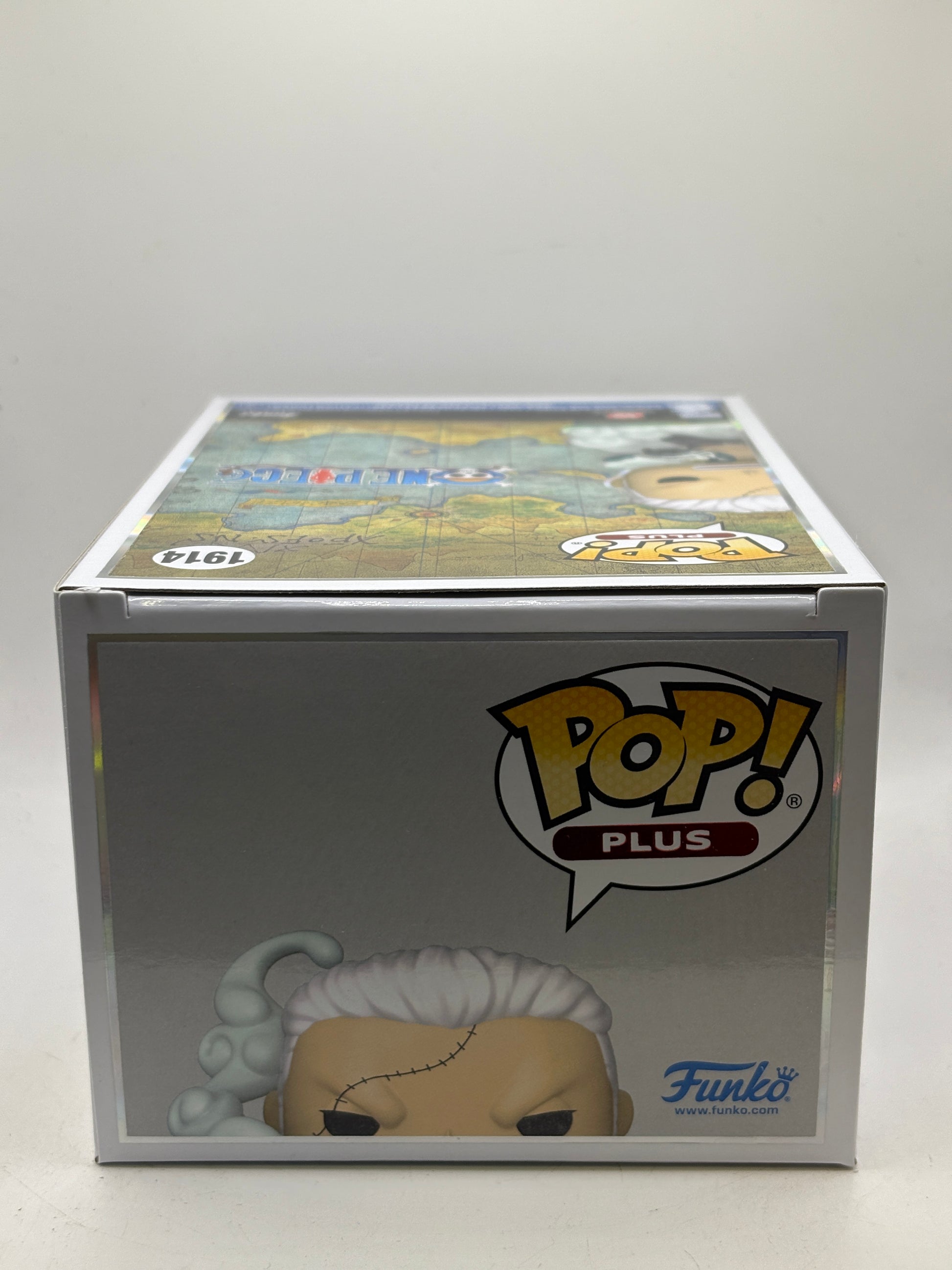 Funko POP! Plus One Piece #1914 Smoker Limited Glow Chase Vinyl Figure image 5