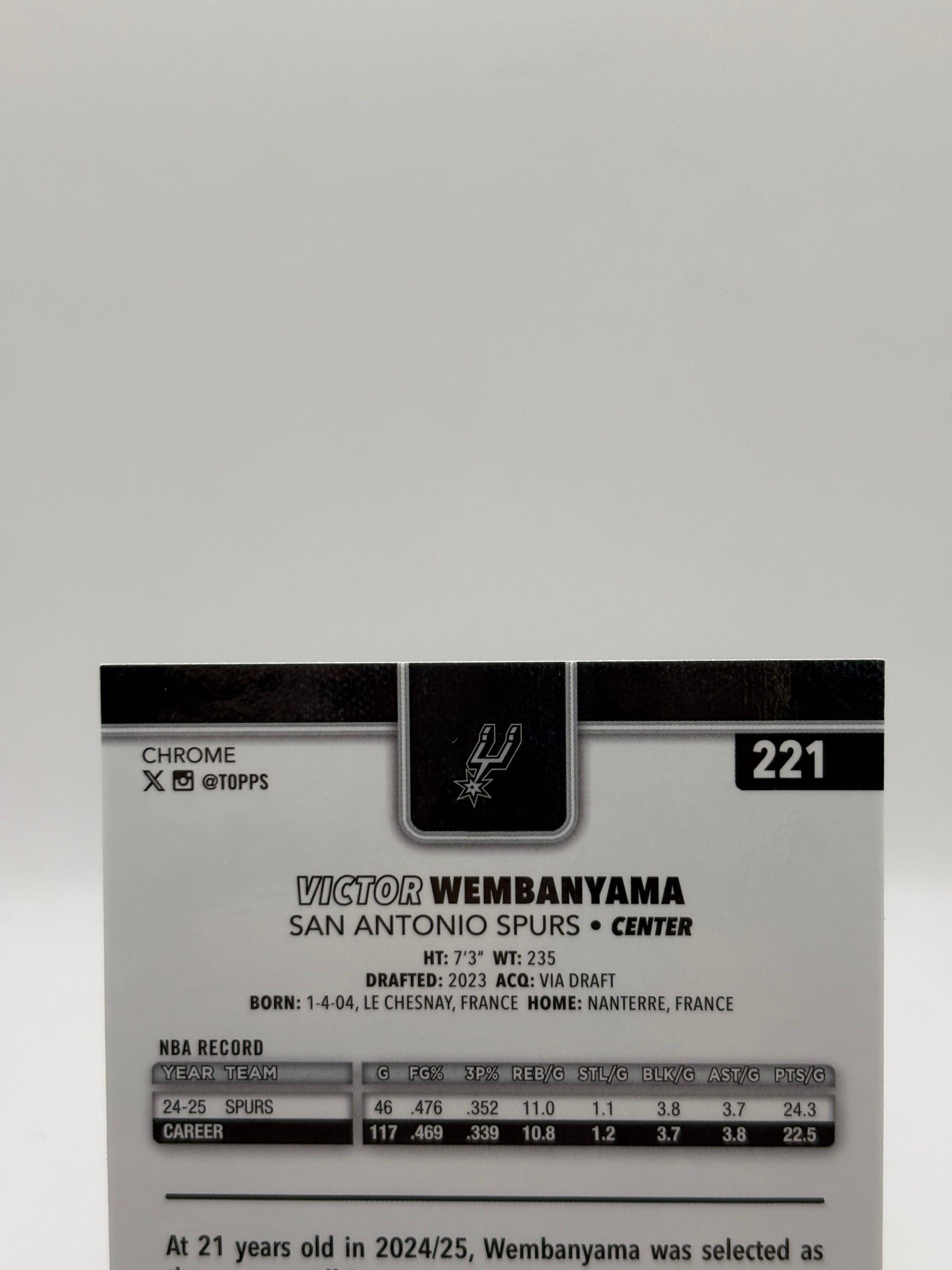 Victor Wembanyama 2025-26 Topps Chrome Aqua Refractor /299 #221 image 3