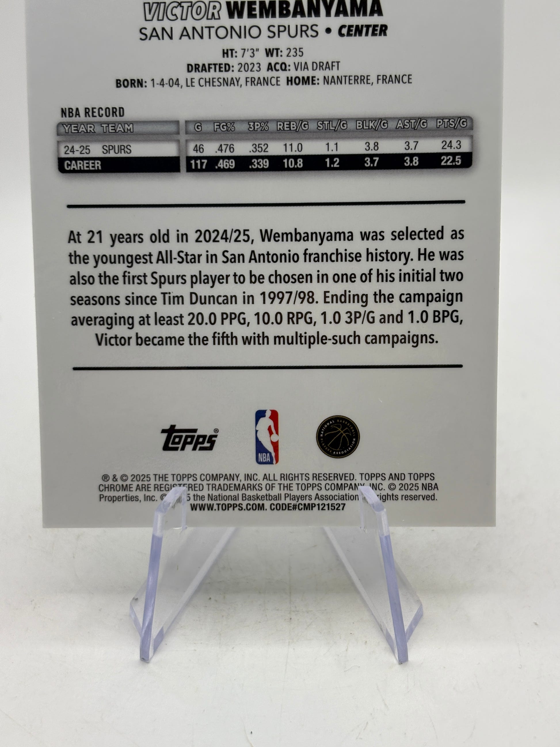 Victor Wembanyama 2025-26 Topps Chrome Aqua Refractor /299 #221 image 4