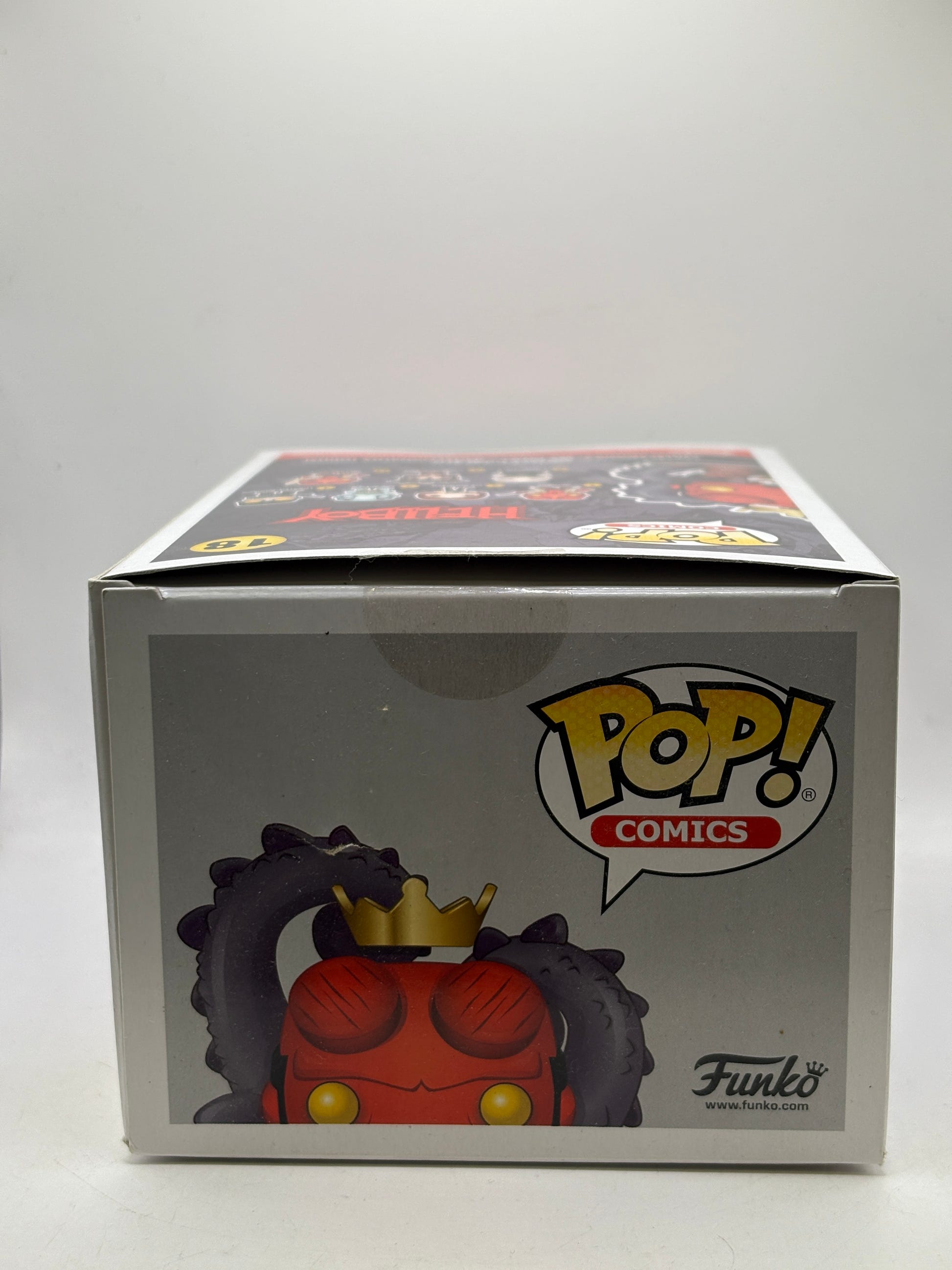 Funko POP! Comics Hellboy #18 Hellboy in Suit 2018 Summer Convention image 5