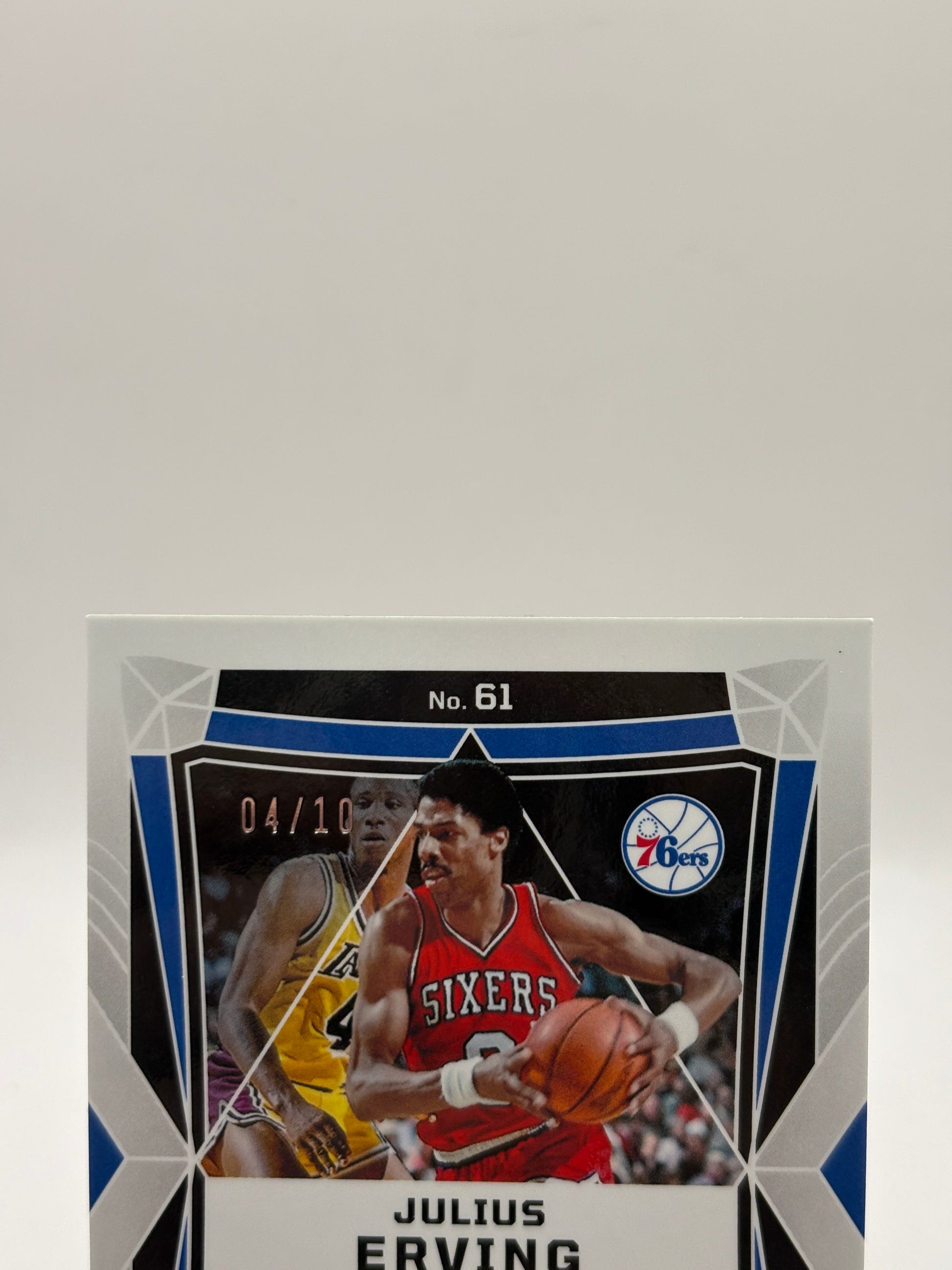 2023-24 Panini Obsidian Basketball #61 Julius Irving 04/10 Mojo image 3