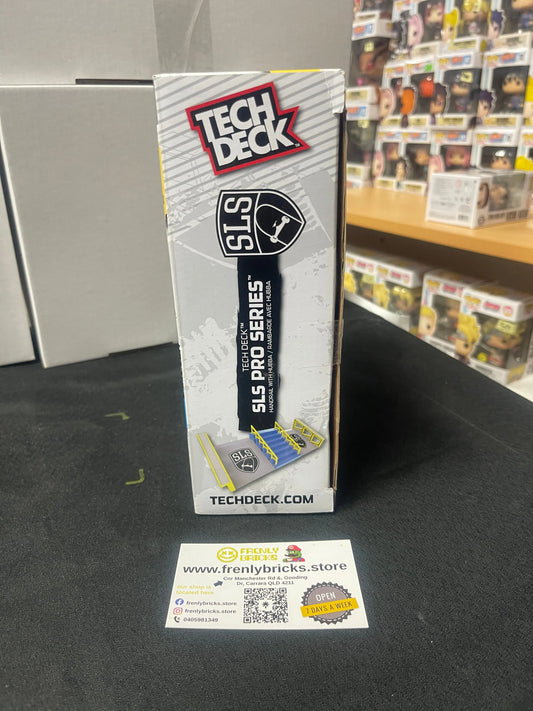 Tech Deck SLS Pro Series Handrail with Hubba FRENLY BRICKS - Open 7 Days