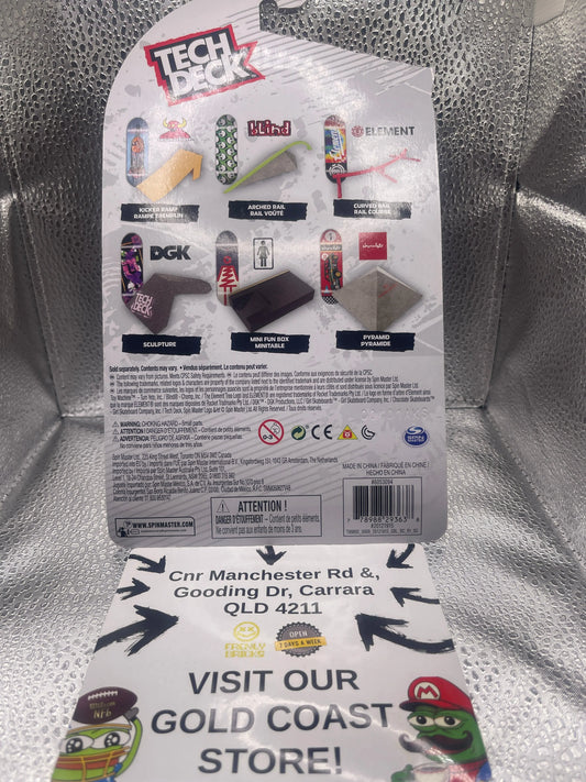 Tech Deck Street Hits Pyramid Obstacle + Deck FRENLY BRICKS - Open 7 Days