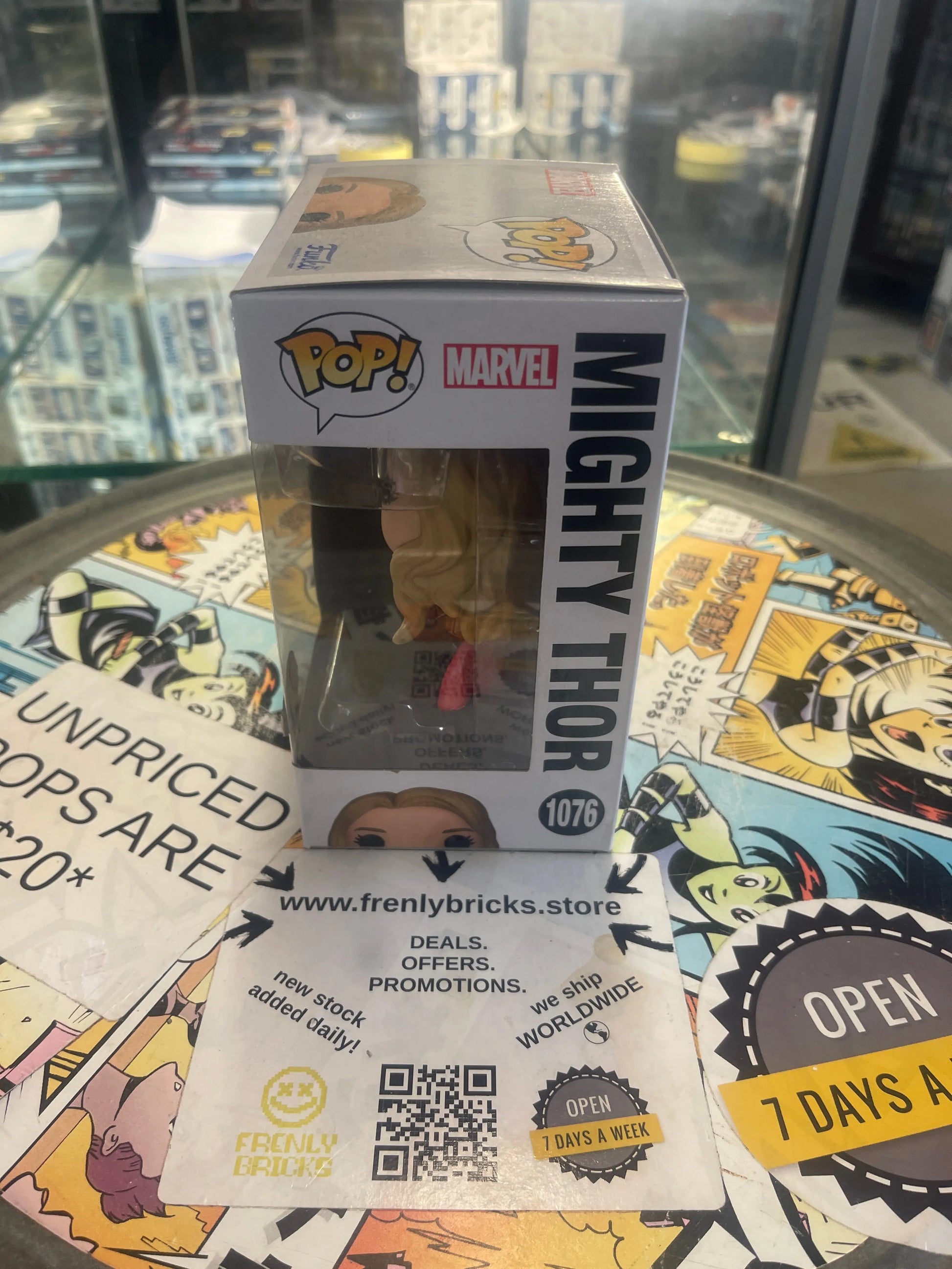 Funko POP! Thor Love and Thunder #1076 Mighty Thor Special Edition FRENLY BRICKS - Open 7 Days