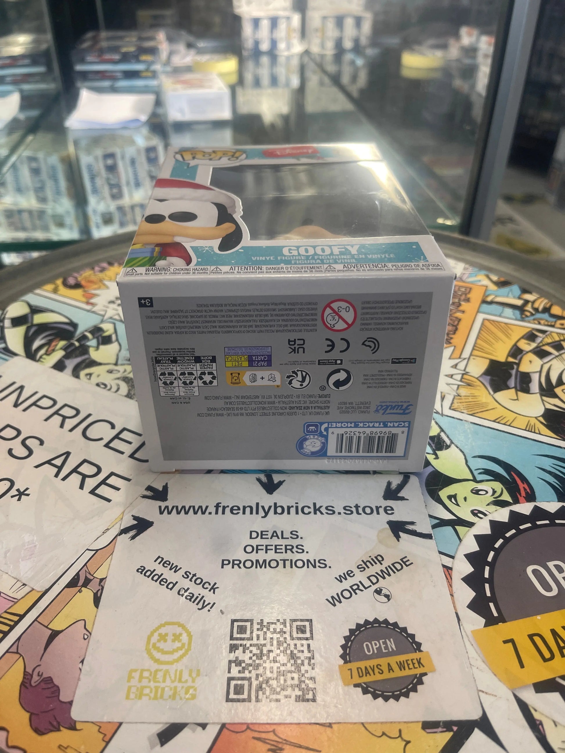 Disney: Holiday - Santa Goofy Pop! Vinyl Figure #1226 FRENLY BRICKS - Open 7 Days