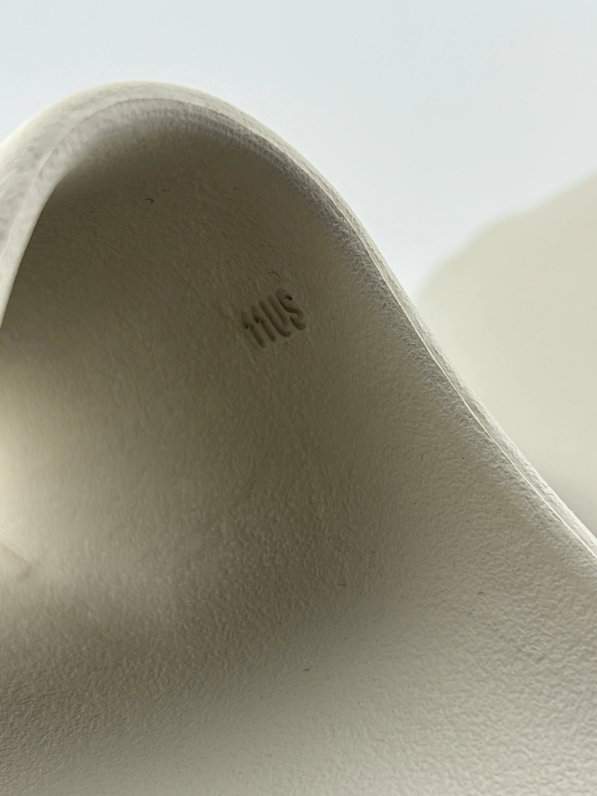 Adidas YEEZY Slides - YS-01 Cream Size US 11 Sandals FRENLY BRICKS - Open 7 Days