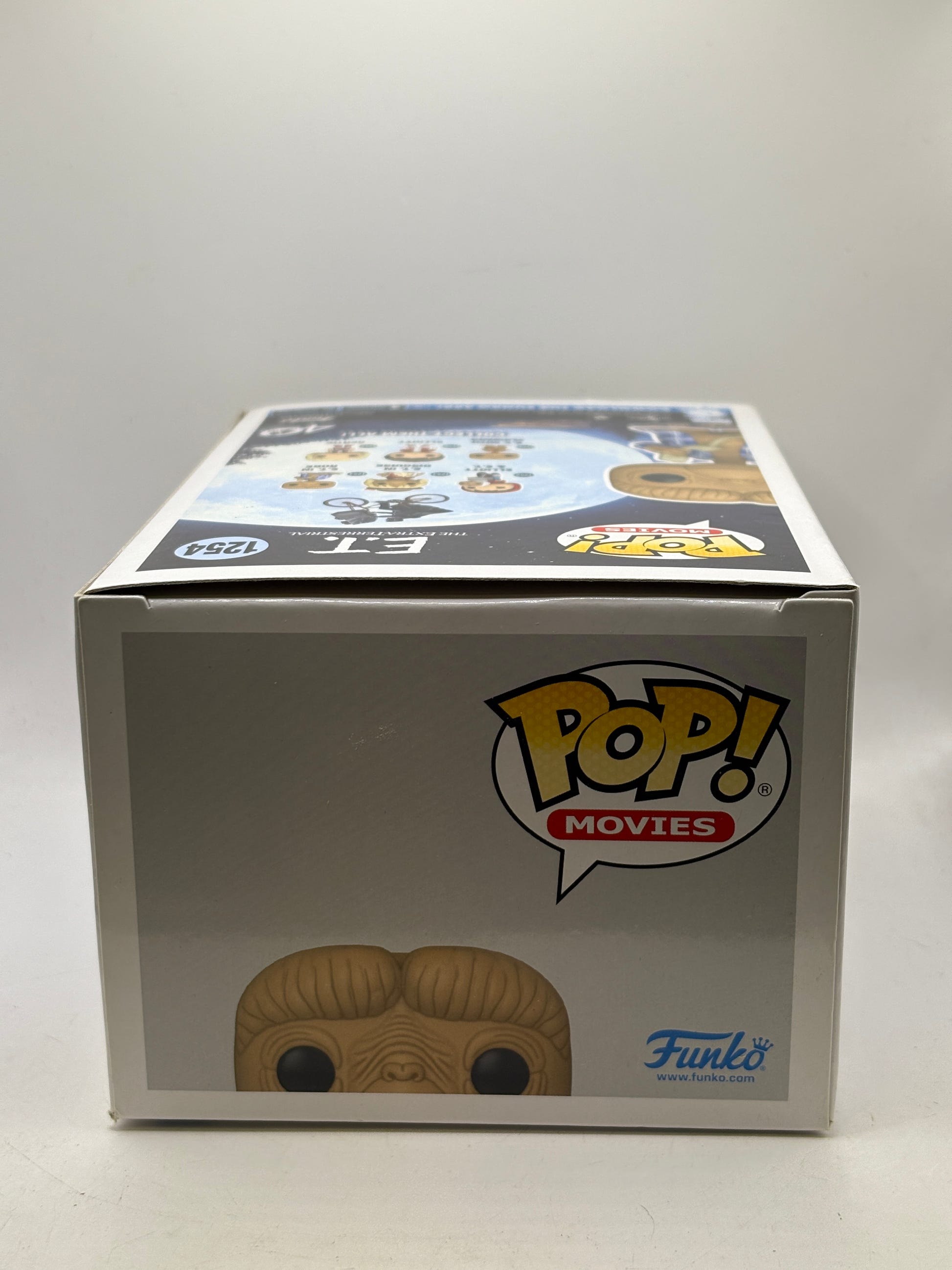 Funko POP! Movies ET #1254 E.T. In Robe Vinyl Figure image 5