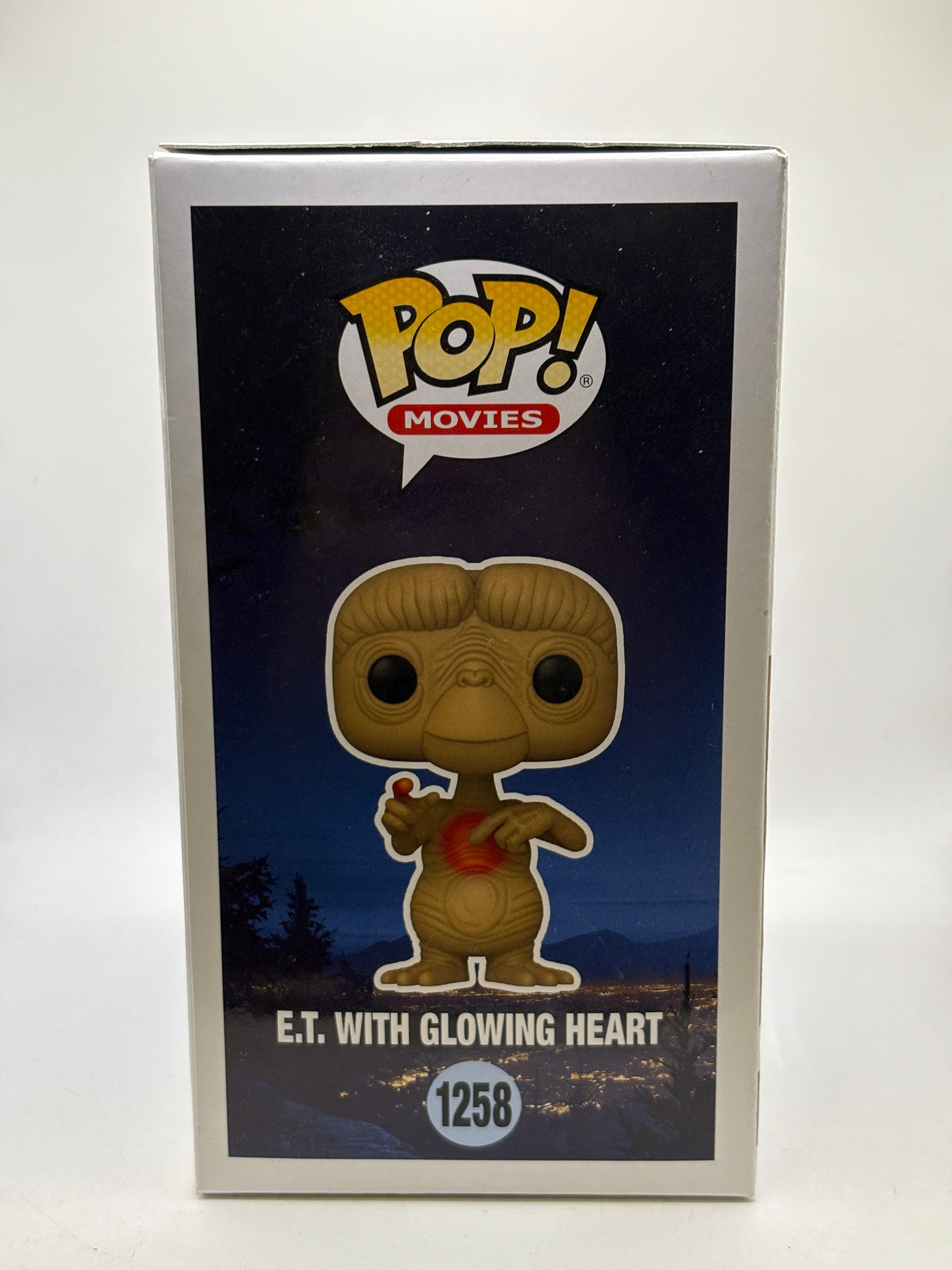 Funko POP! Movies E.T #1258 E.T With Glowing Heart Glow Special Edition image 4