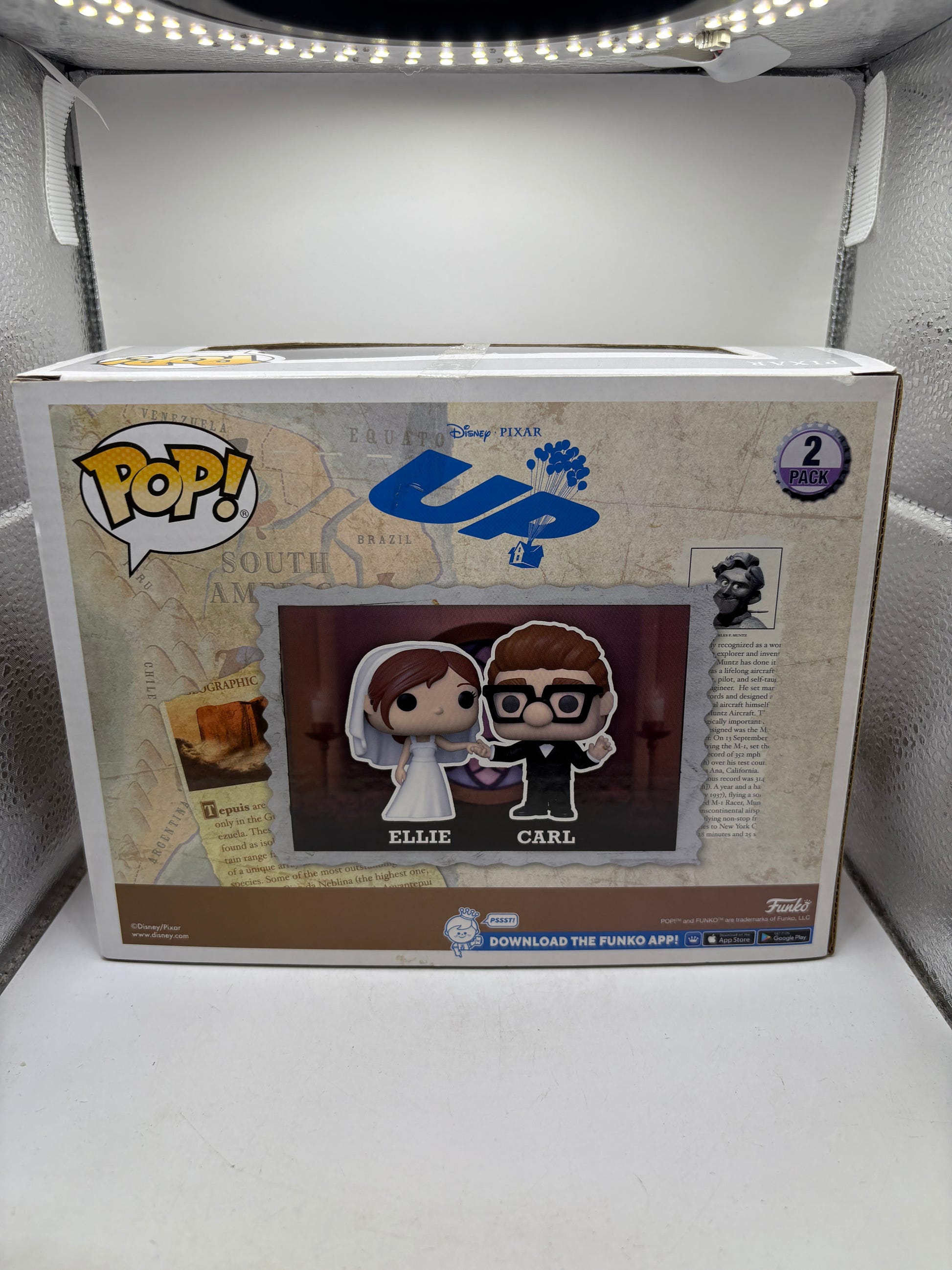 Funko POP! Disney UP 2 Pack Ellie & Carl Special Edition Vinyl Figures image 4