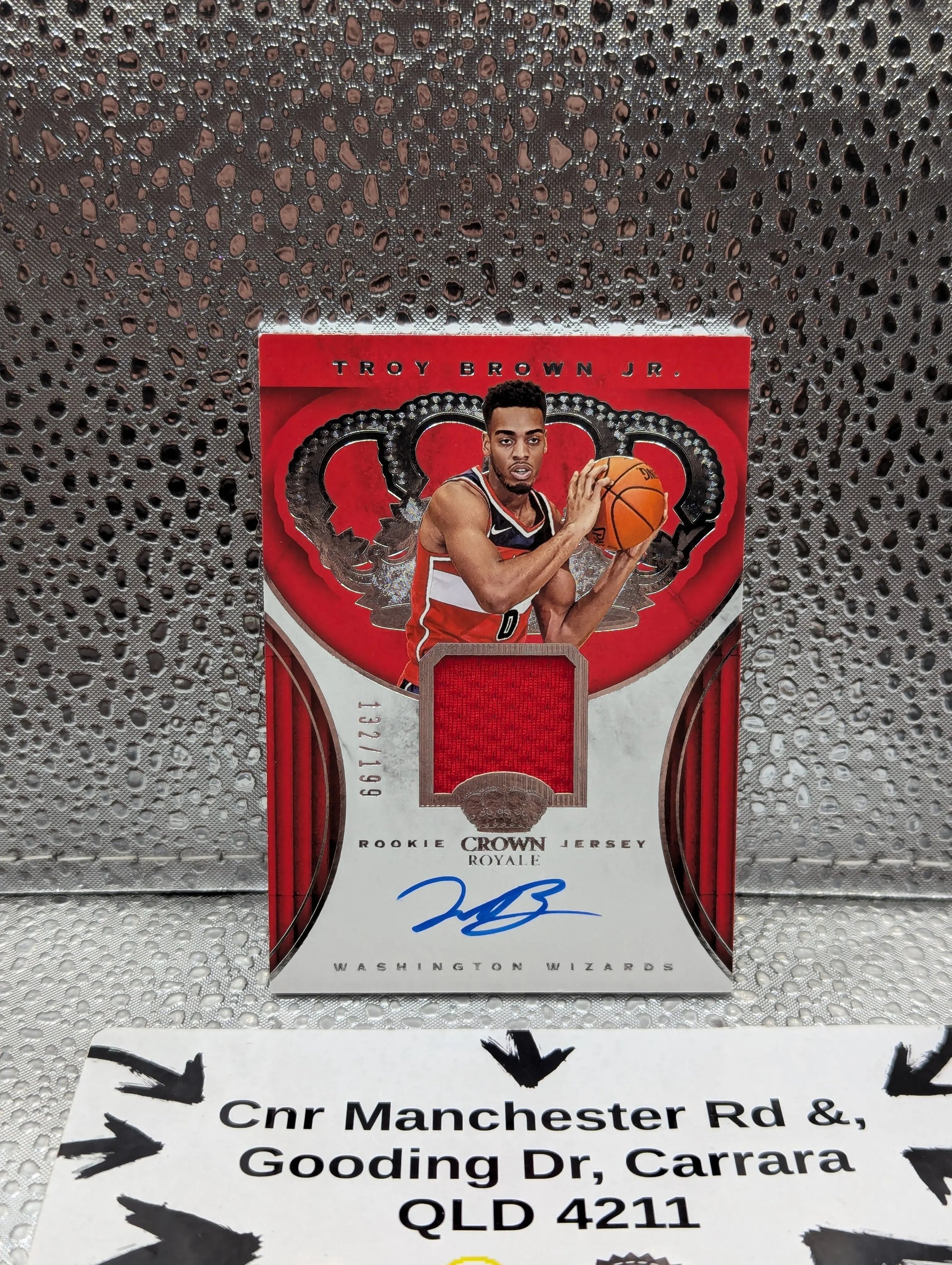 2018-19 Panini Crown Royale TROY BROWN JR. /199 AUTO PATCH ROOKIE FRENLY BRICKS - Open 7 Days