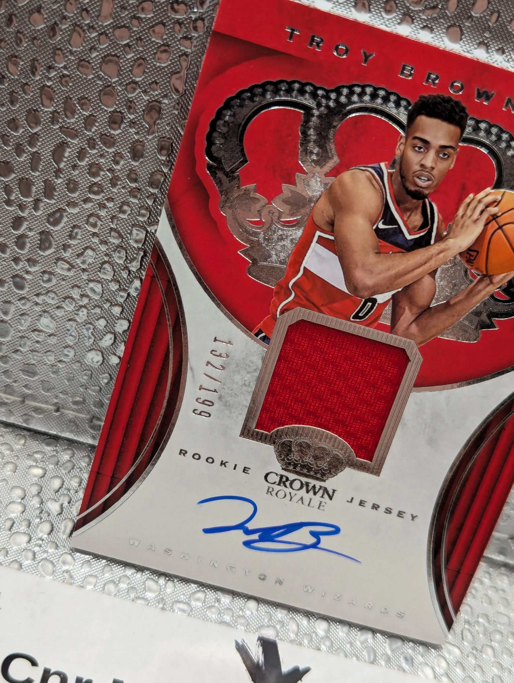 2018-19 Panini Crown Royale TROY BROWN JR. /199 AUTO PATCH ROOKIE FRENLY BRICKS - Open 7 Days