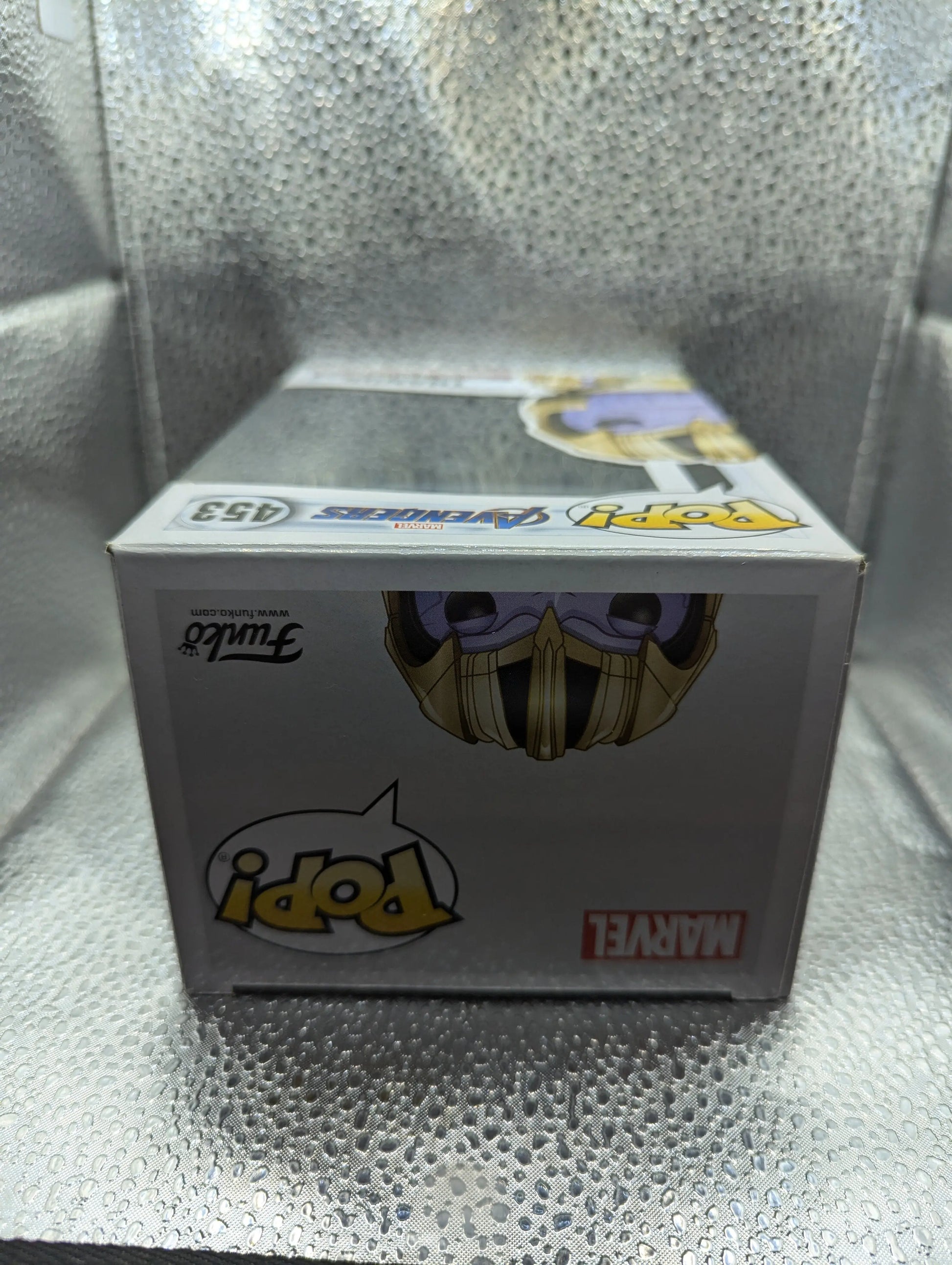 FUNKO POP Vinyl Thanos 453 Avengers FRENLY BRICKS - Open 7 Days