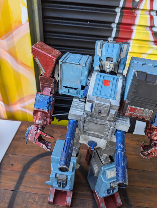 FORTRESS MAXIMUS CUSTOM PAINT FRENLY BRICKS - Open 7 Days