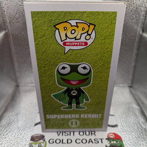 Funko Pop! The Muppets - Superhero Kermit #11 ECCC 2017 3000 pcs Vaulted FRENLY BRICKS - Open 7 Days