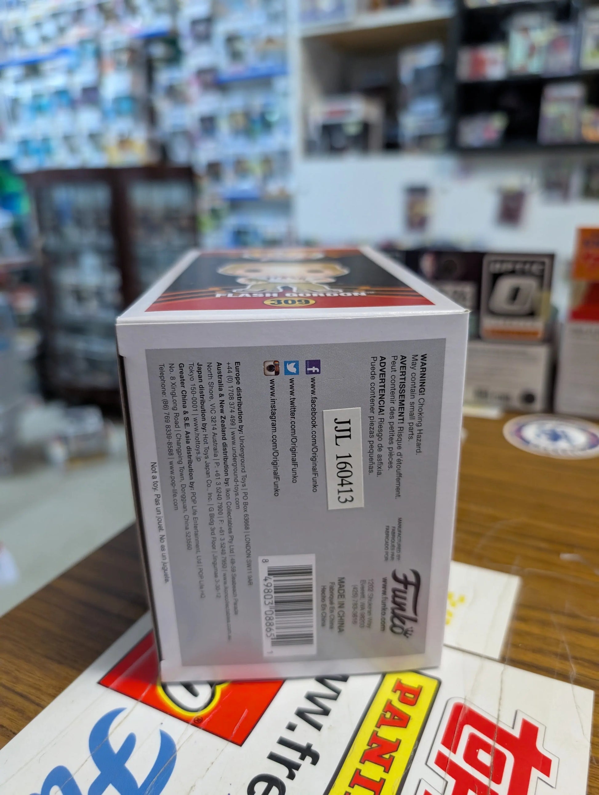 Funko Pop! Movies #309 Flash Gordon Flash Gordon Sam J. Jones Brand Vaulted FRENLY BRICKS - Open 7 Days