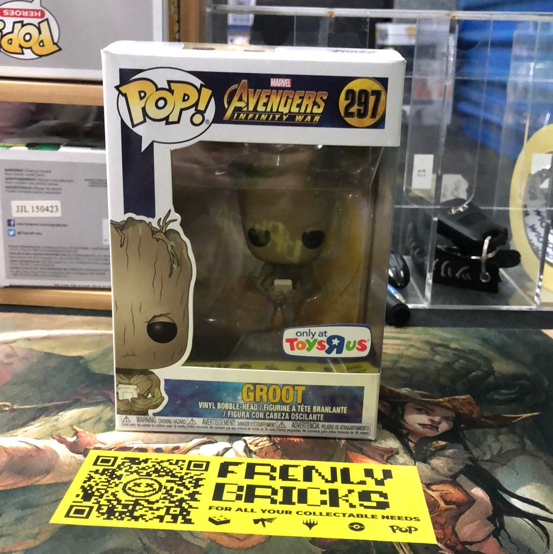 Funko Pop! Groot w/ Game #297, Avengers Infinity War, Toys R Us Exclusive Marvel FRENLY BRICKS - Open 7 Days