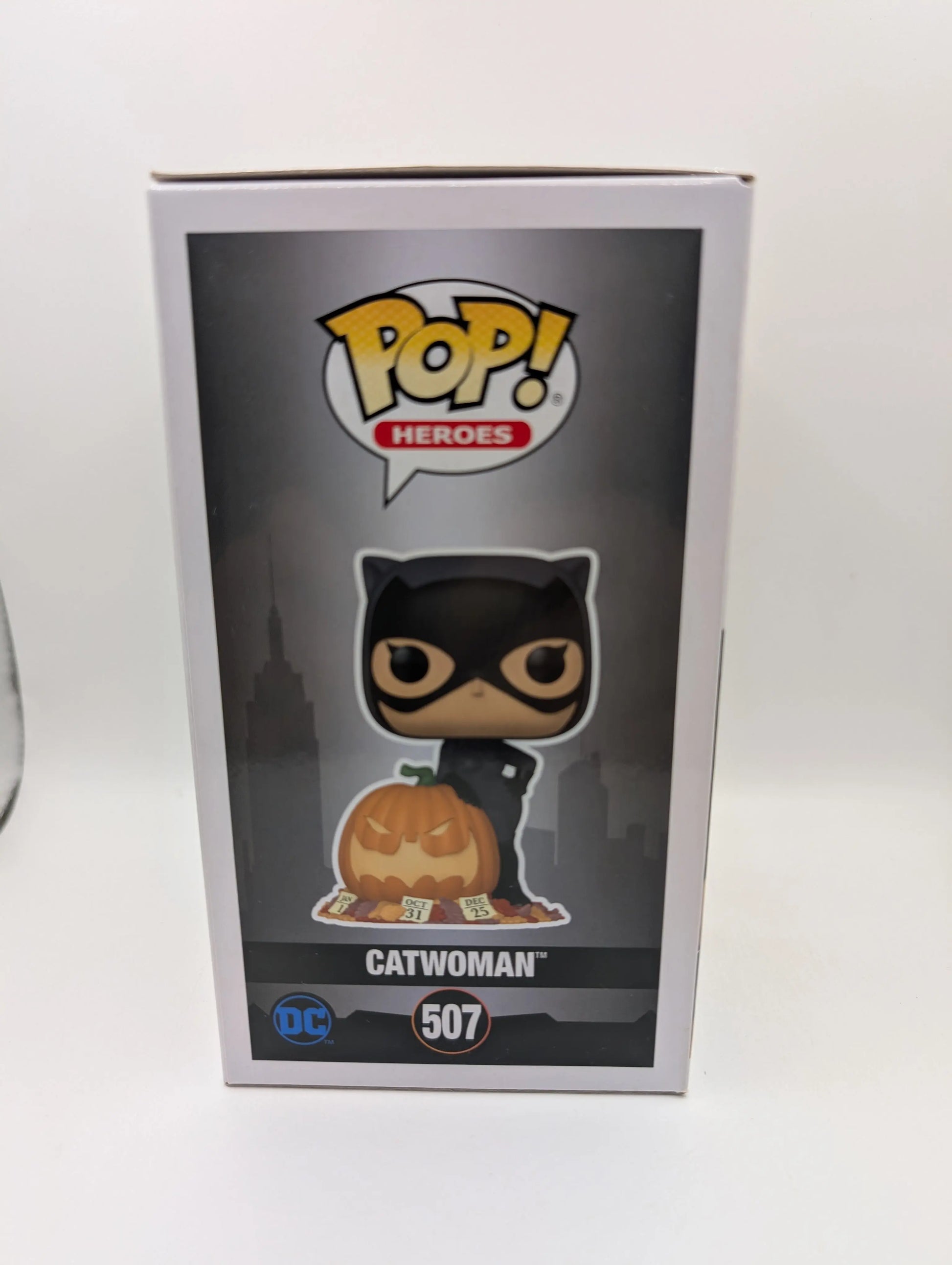 DC Comics - Catwoman with Pumpkin Pop! Vinyl Figure (RS) #507 Funko FRENLY BRICKS - Open 7 Days