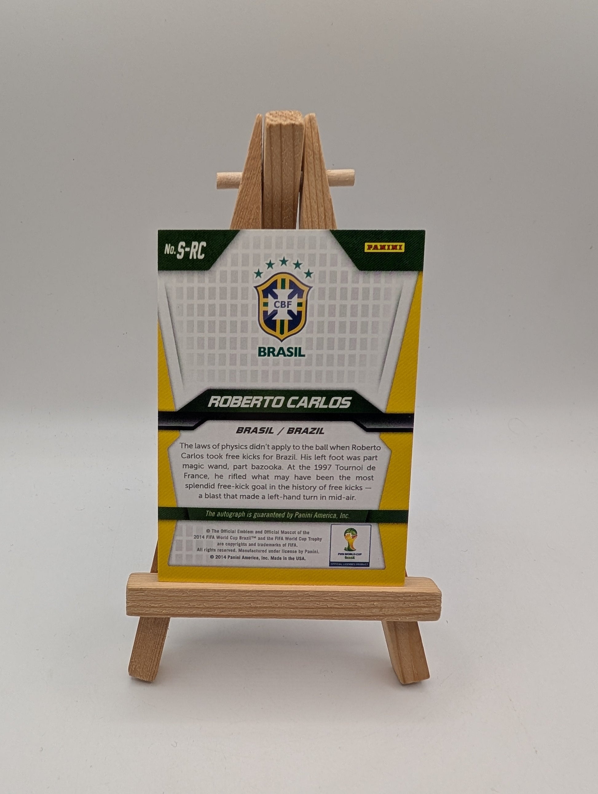 2014 Panini Prizm World Cup - Roberto Carlos  Signature #S-RC (AU) FRENLY BRICKS - Open 7 Days