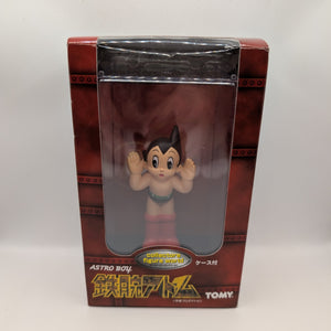 ASTRO BOY Atom A02 Collectors Figure World with Clear Case TOMY FRENLY BRICKS - Open 7 Days