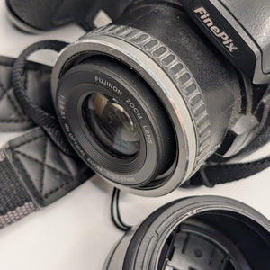 Fujifilm FinePix S5000 Digital Camera Black  Untested No Battery FRENLY BRICKS - Open 7 Days