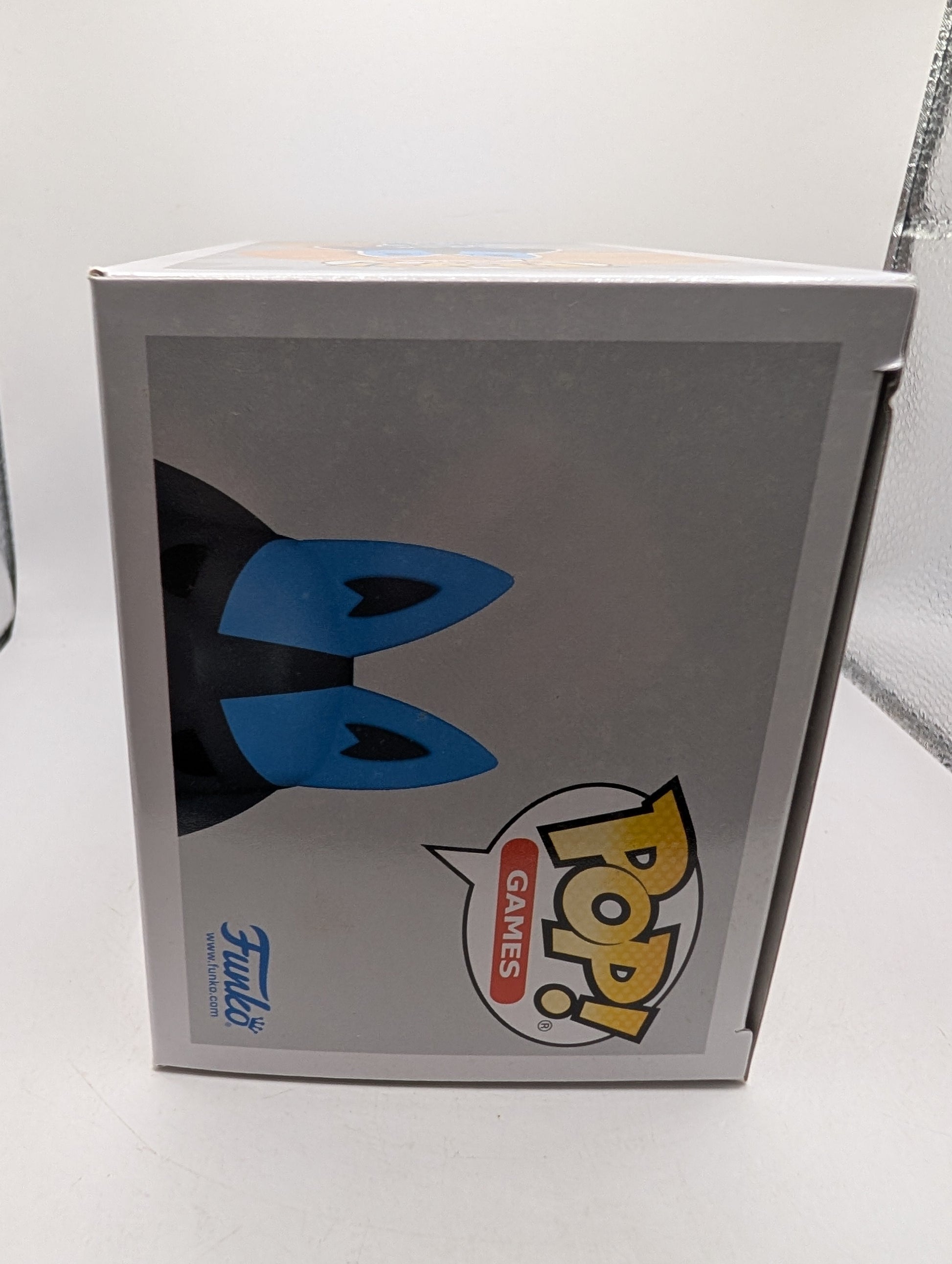Funko POP! Games  - Pokémon - Lucario #856 FRENLY BRICKS - Open 7 Days