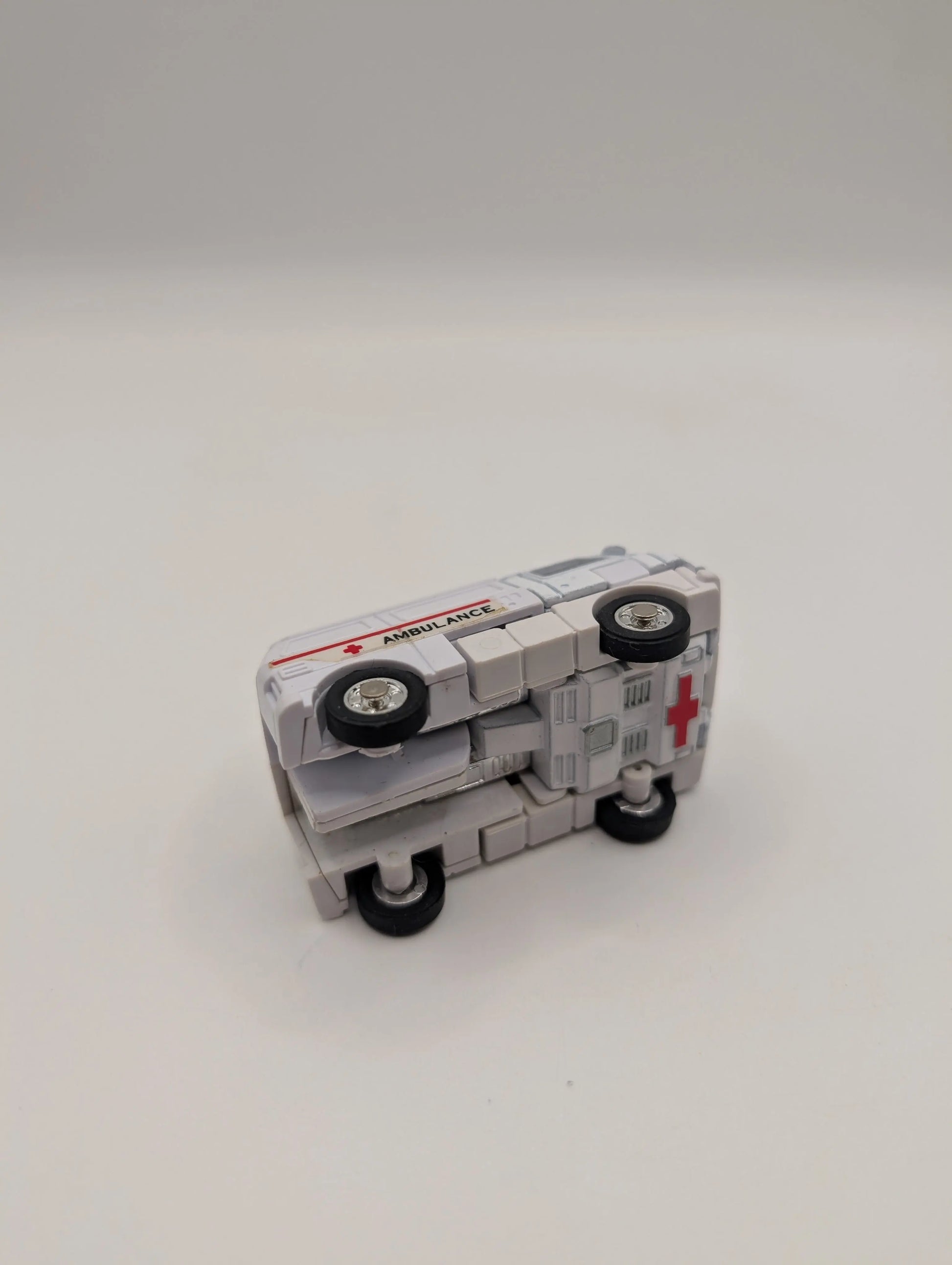 1983 Tonka GoBots Ambulance Van Transformers FRENLY BRICKS - Open 7 Days