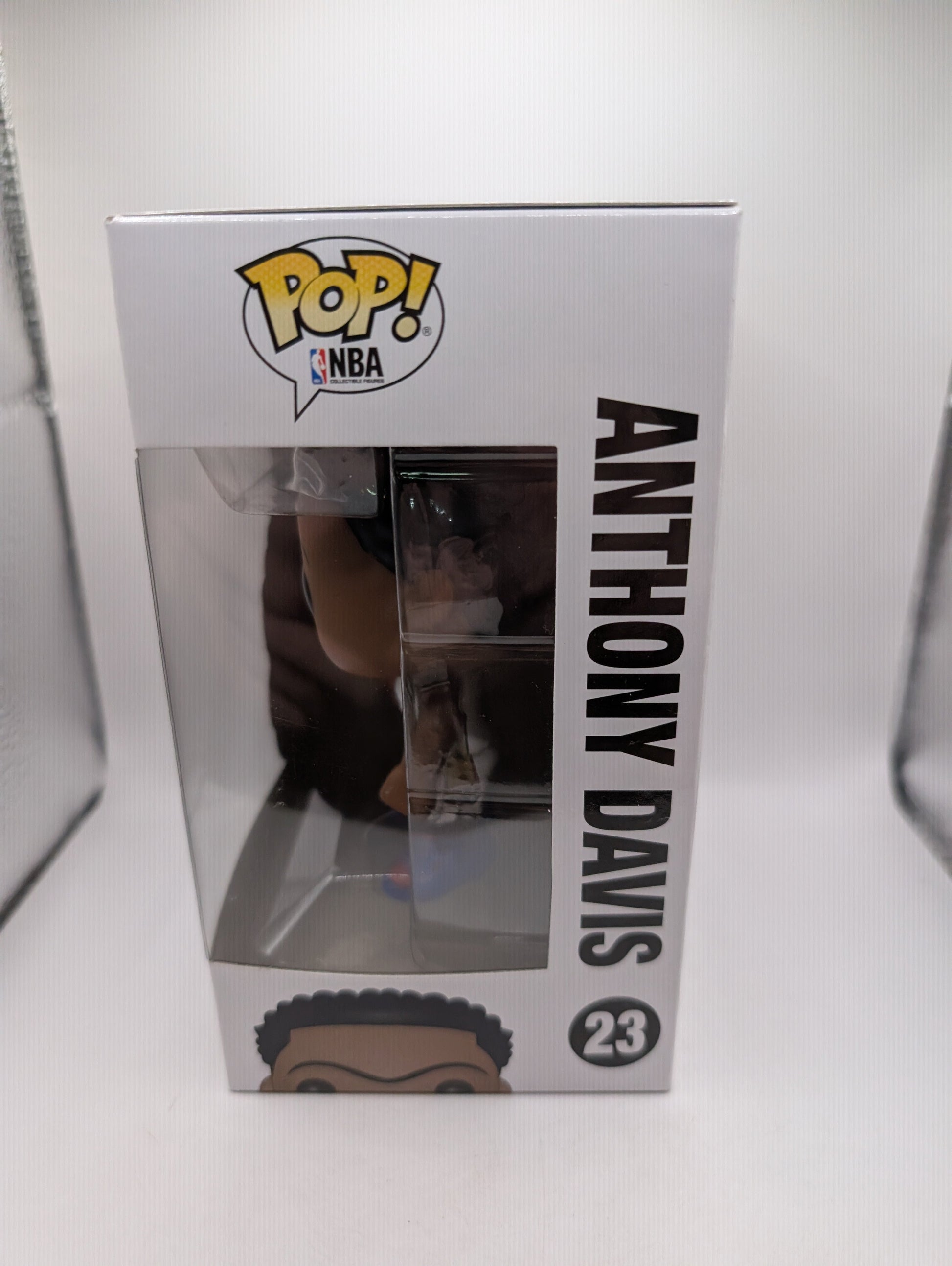 Funko POP! Vinyl- NBA New Orleans Pelicans - Anthony Davis #23 - VAULTED FRENLY BRICKS - Open 7 Days