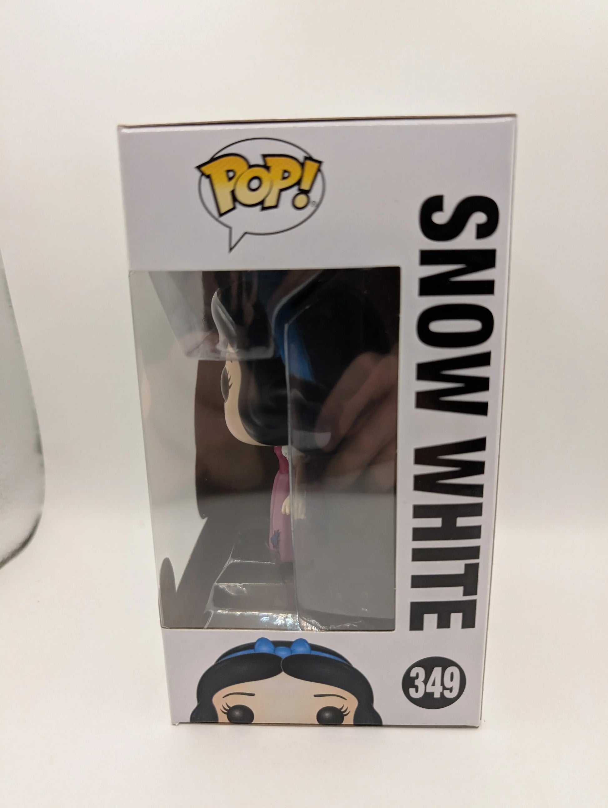 Snow White - Snow White & Seven Dwarfs - Funko POP! Vinyl - #349 FRENLY BRICKS - Open 7 Days